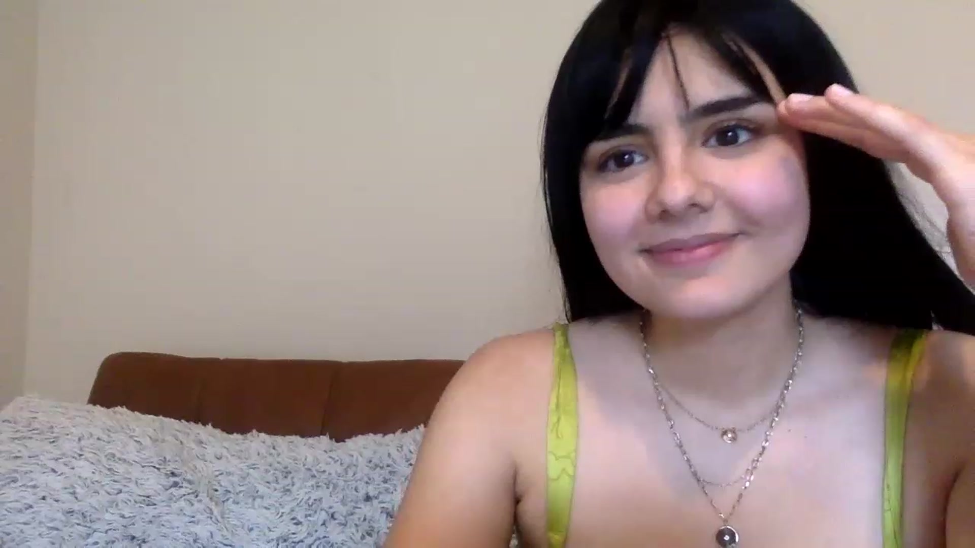 Gallery image thumbnail from laneyangelxx's myfreecams stream on, 01/19/2023, 16:40 image 15 of 20