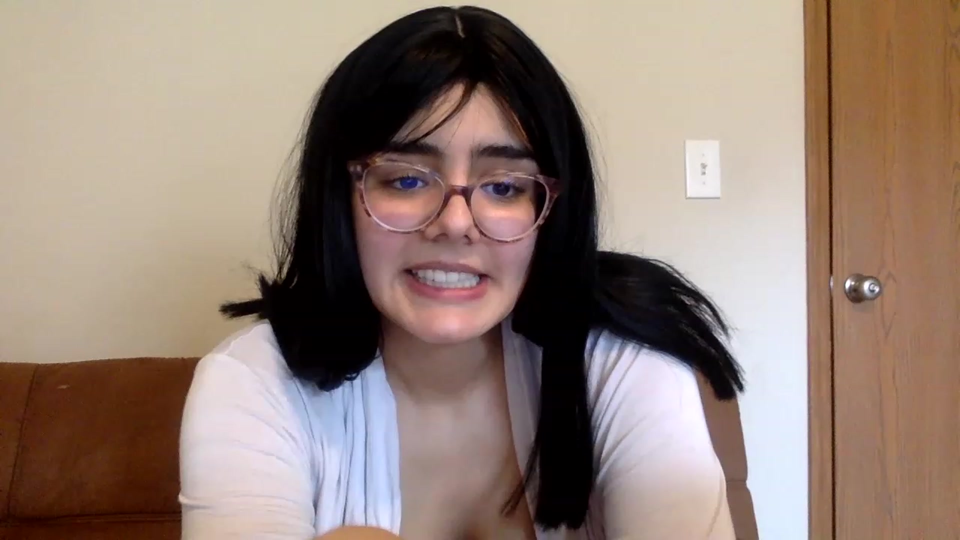 Gallery image thumbnail from laneyangelxx's myfreecams stream on, 01/31/2023, 17:49 image 4 of 20