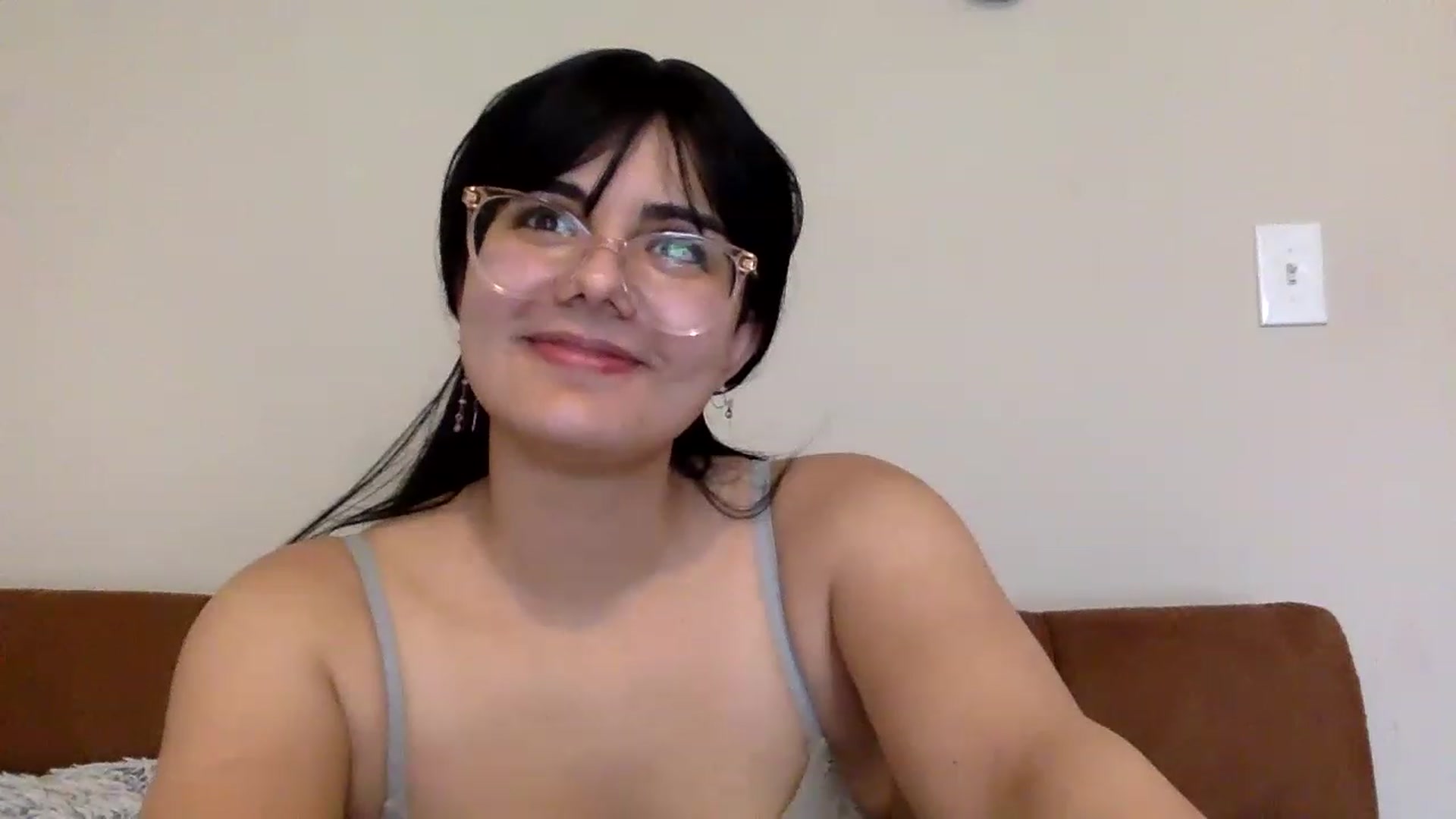 Gallery image thumbnail from laneyangelxx's myfreecams stream on, 02/11/2023, 19:55 image 6 of 20