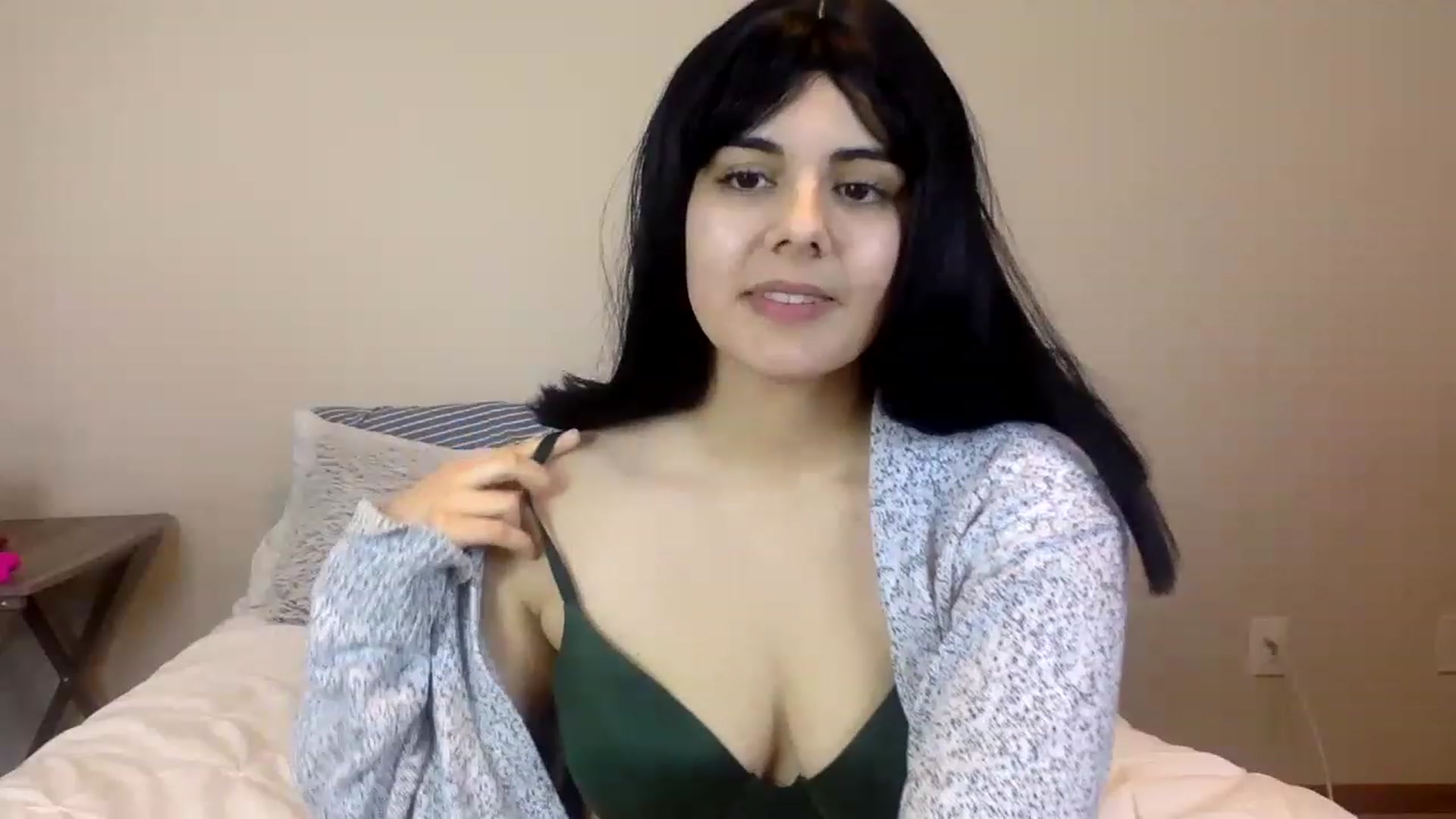 Gallery image thumbnail from laneyangelxx's myfreecams stream on, 02/18/2023, 22:26 image 11 of 20