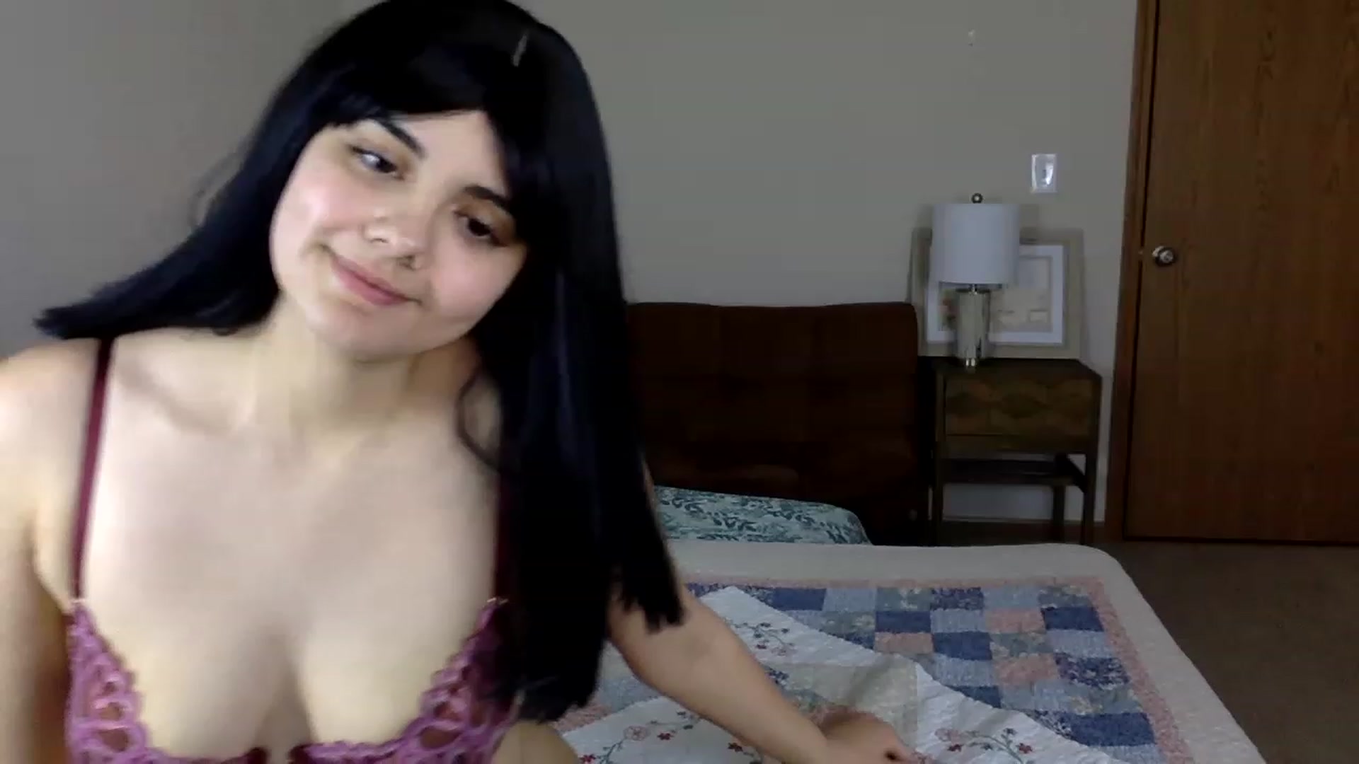 Gallery image thumbnail from laneyangelxx's myfreecams stream on, 02/28/2023, 19:03 image 10 of 20