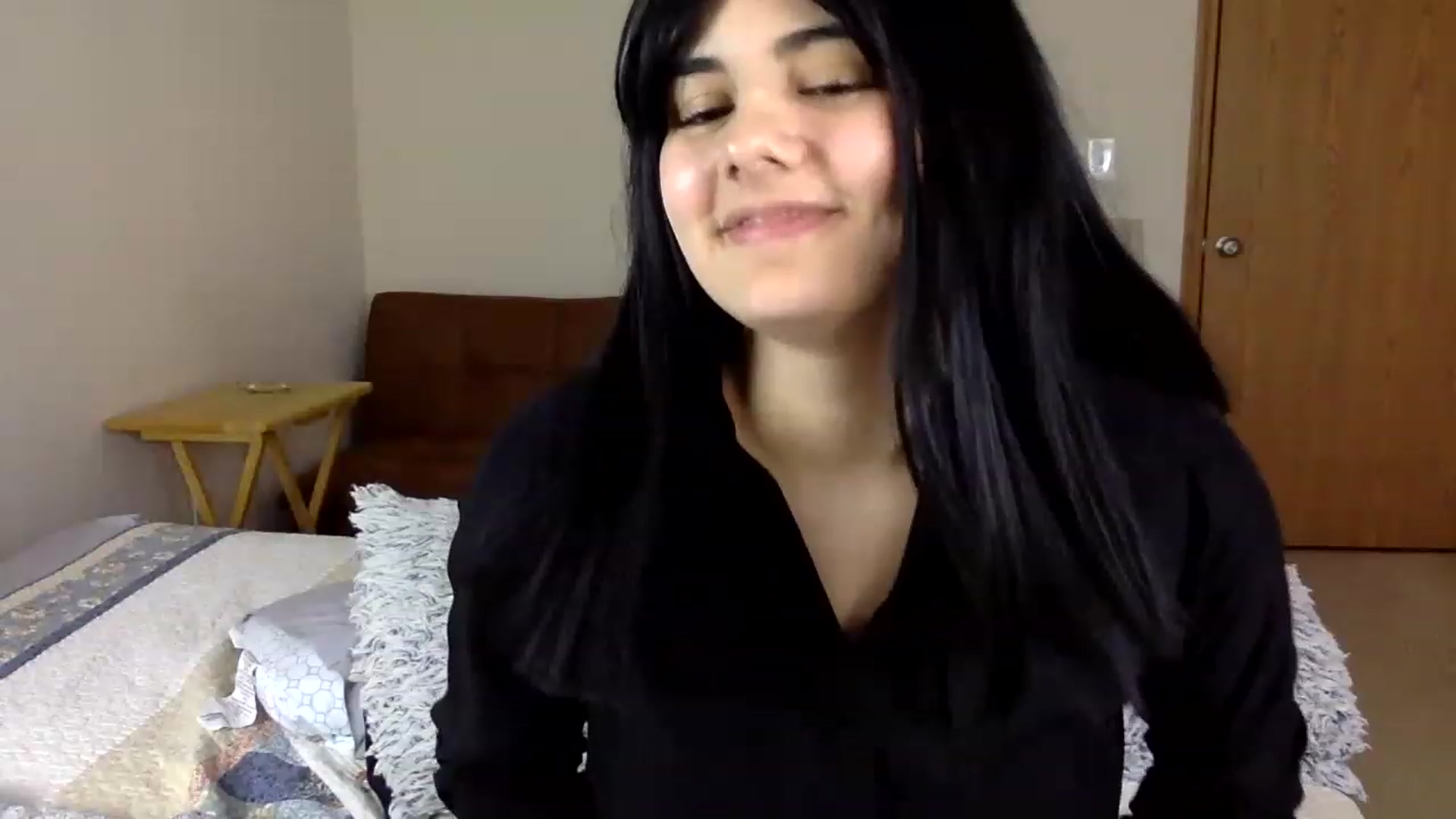 Gallery image thumbnail from laneyangelxx's myfreecams stream on, 02/28/2023, 19:03 image 6 of 20