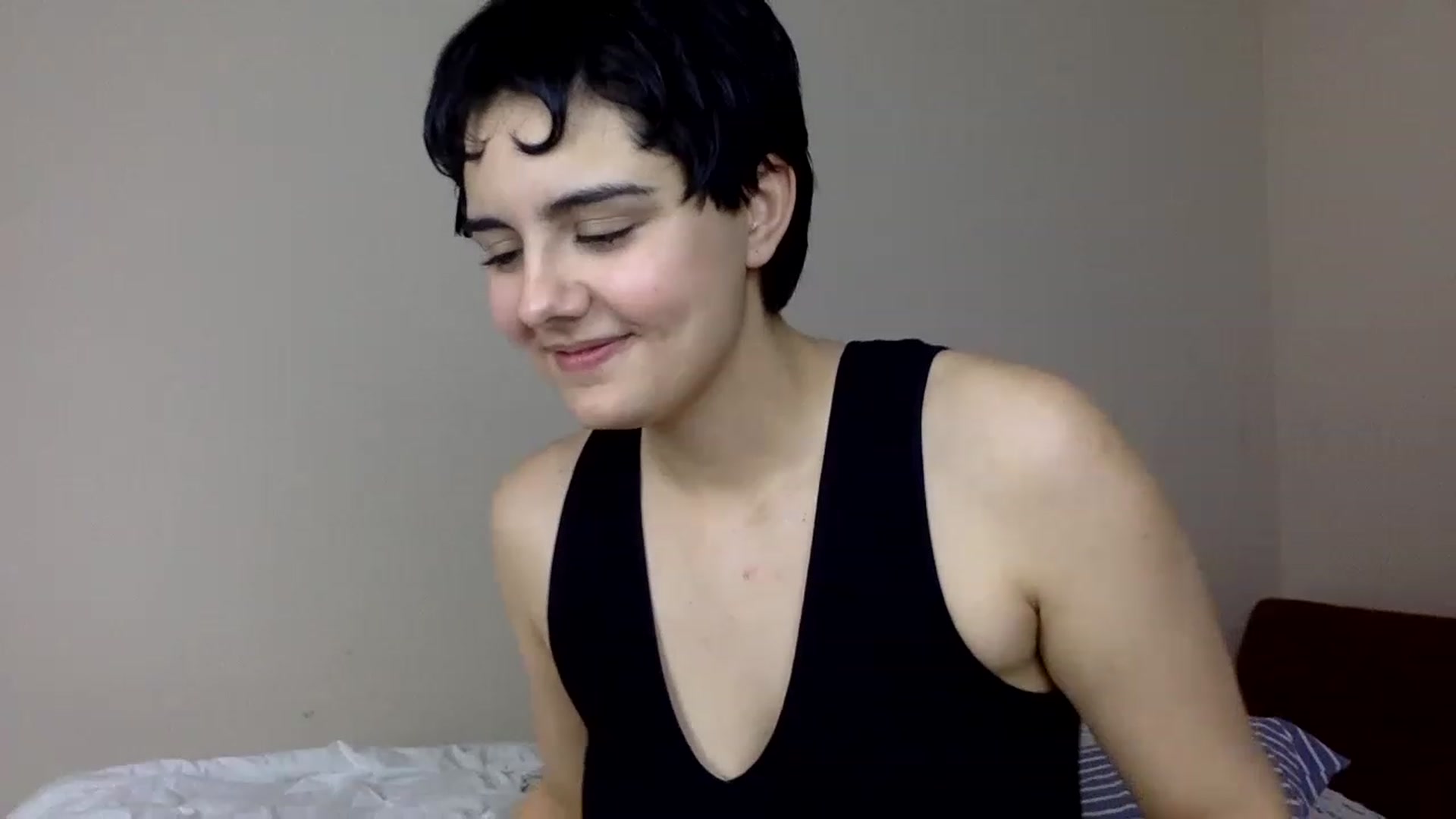 Gallery image thumbnail from laneyangelxx's myfreecams stream on, 03/02/2023, 18:02 image 4 of 20