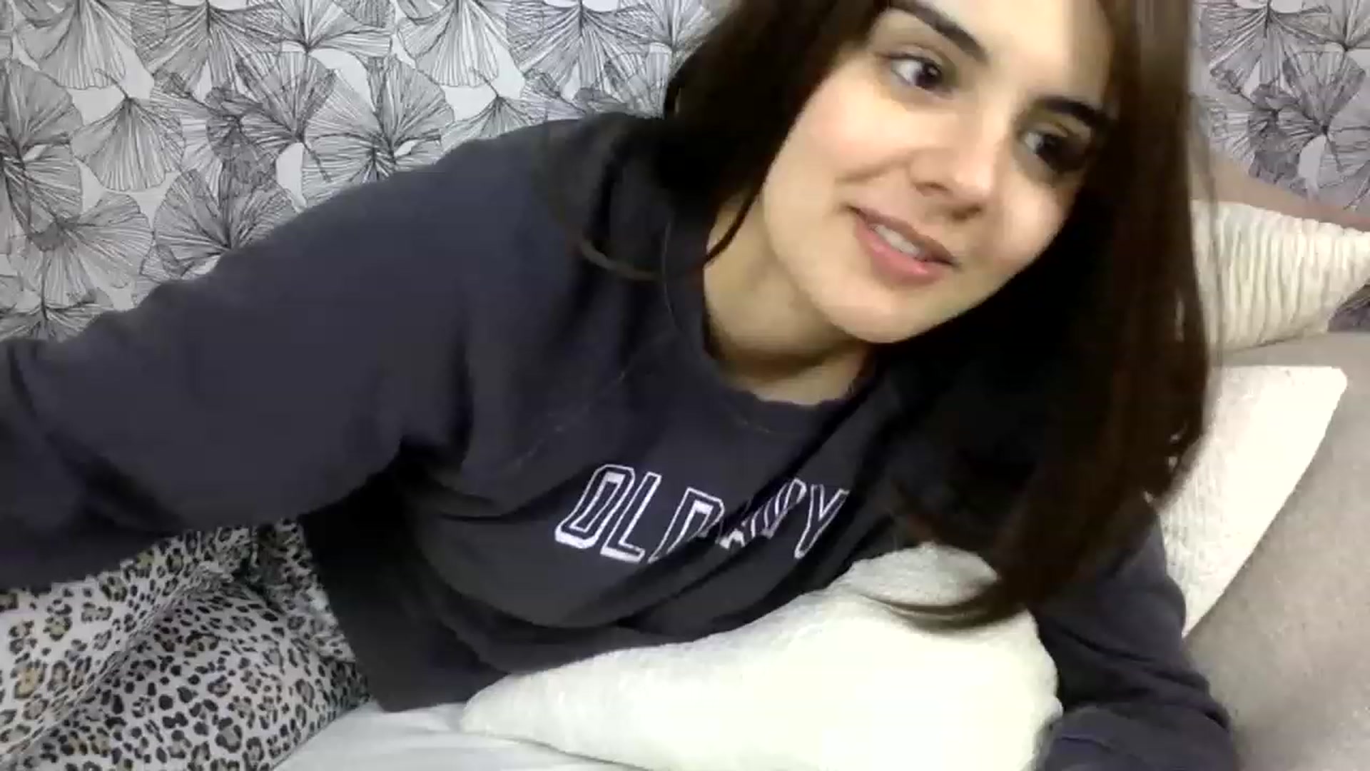 Gallery image thumbnail from laneyangelxx's myfreecams stream on, 03/06/2023, 19:20 image 11 of 20