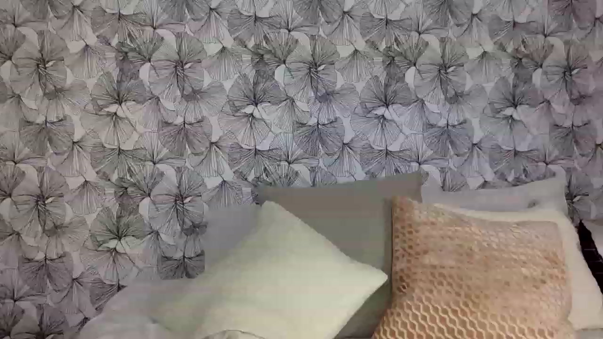 Gallery image thumbnail from laneyangelxx's myfreecams stream on, 03/07/2023, 19:09 image 9 of 20