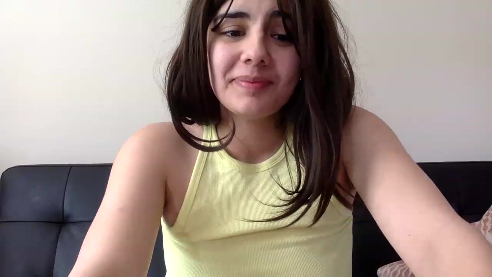 Gallery image thumbnail from laneyangelxx's myfreecams stream on, 03/08/2023, 17:15 image 20 of 20