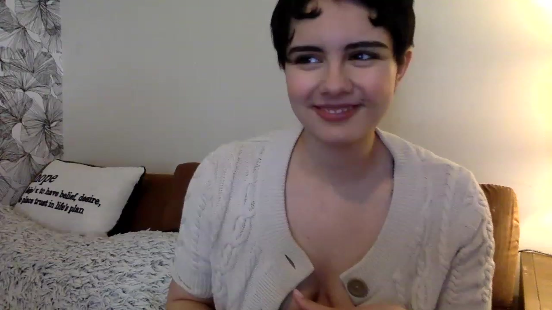 Gallery image thumbnail from laneyangelxx's myfreecams stream on, 03/09/2023, 15:58 image 5 of 20