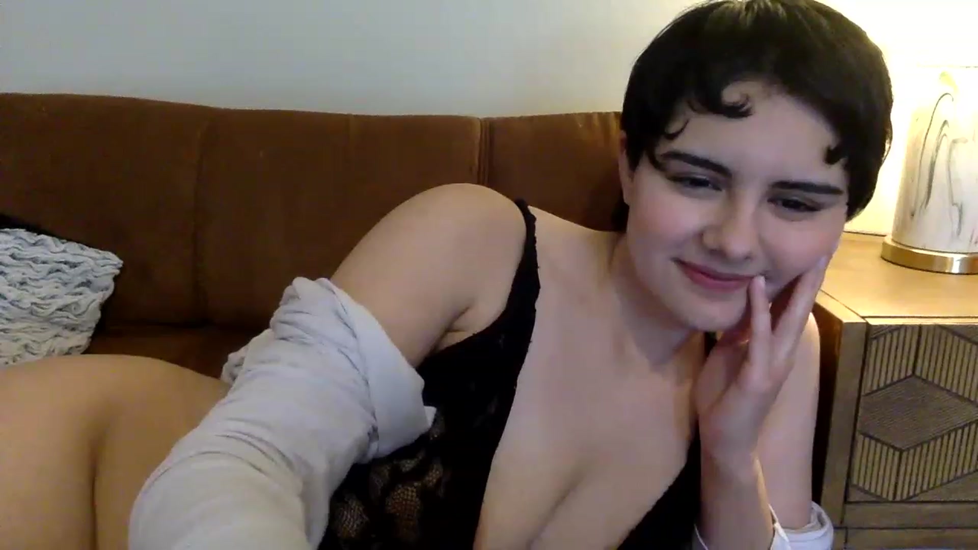 Gallery image thumbnail from laneyangelxx's myfreecams stream on, 03/09/2023, 16:44 image 9 of 20