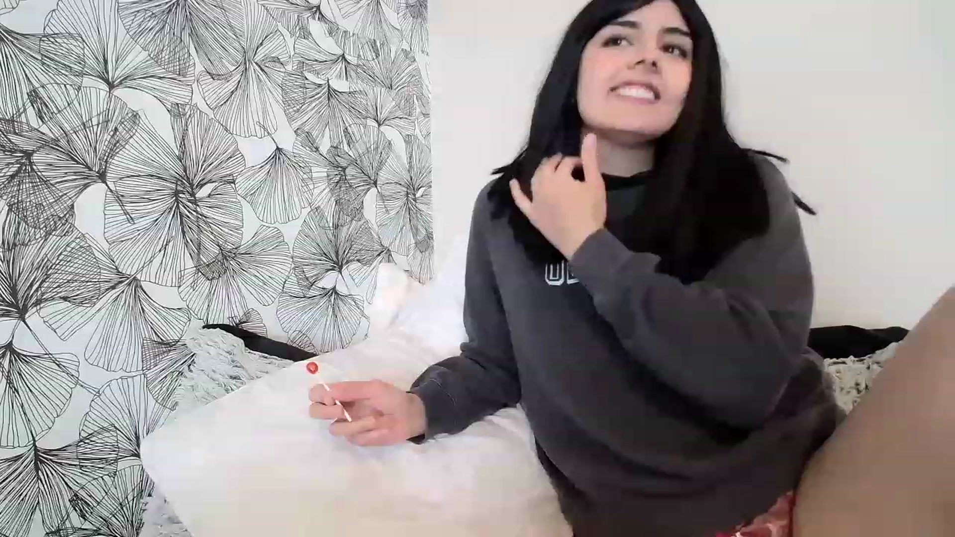 Gallery image thumbnail from laneyangelxx's myfreecams stream on, 03/30/2023, 19:49 image 4 of 20