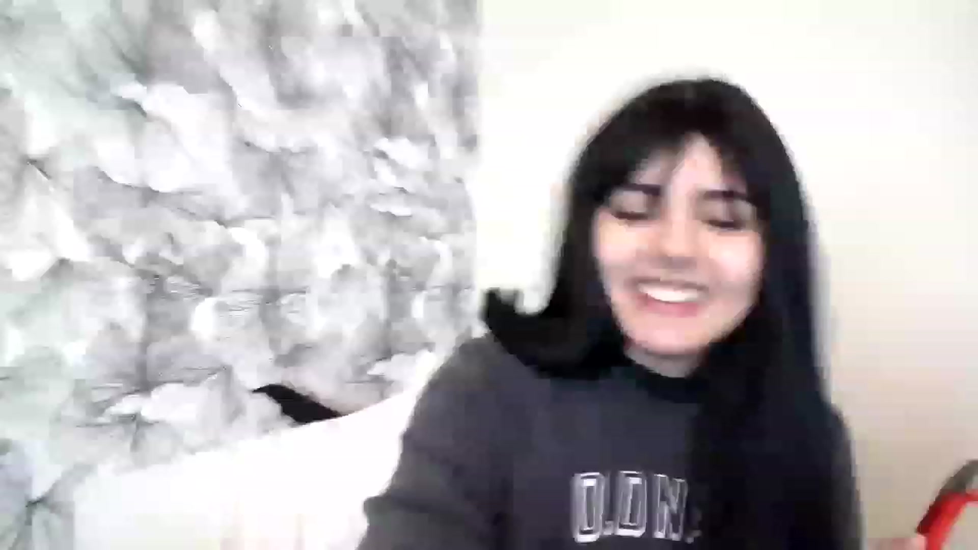 Gallery image thumbnail from laneyangelxx's myfreecams stream on, 03/30/2023, 19:49 image 17 of 20