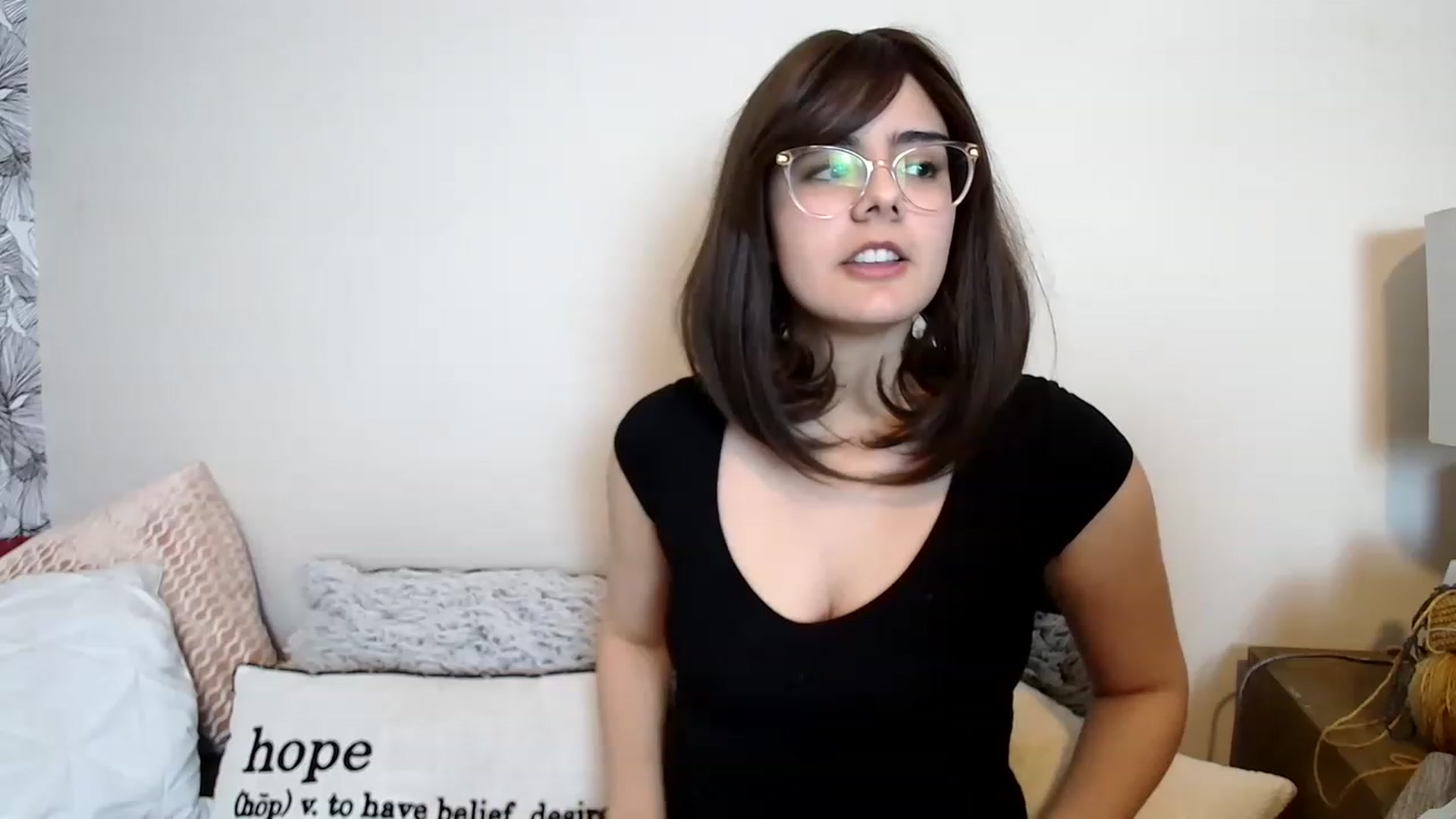 Gallery image thumbnail from laneyangelxx's myfreecams stream on, 03/31/2023, 14:47 image 17 of 20