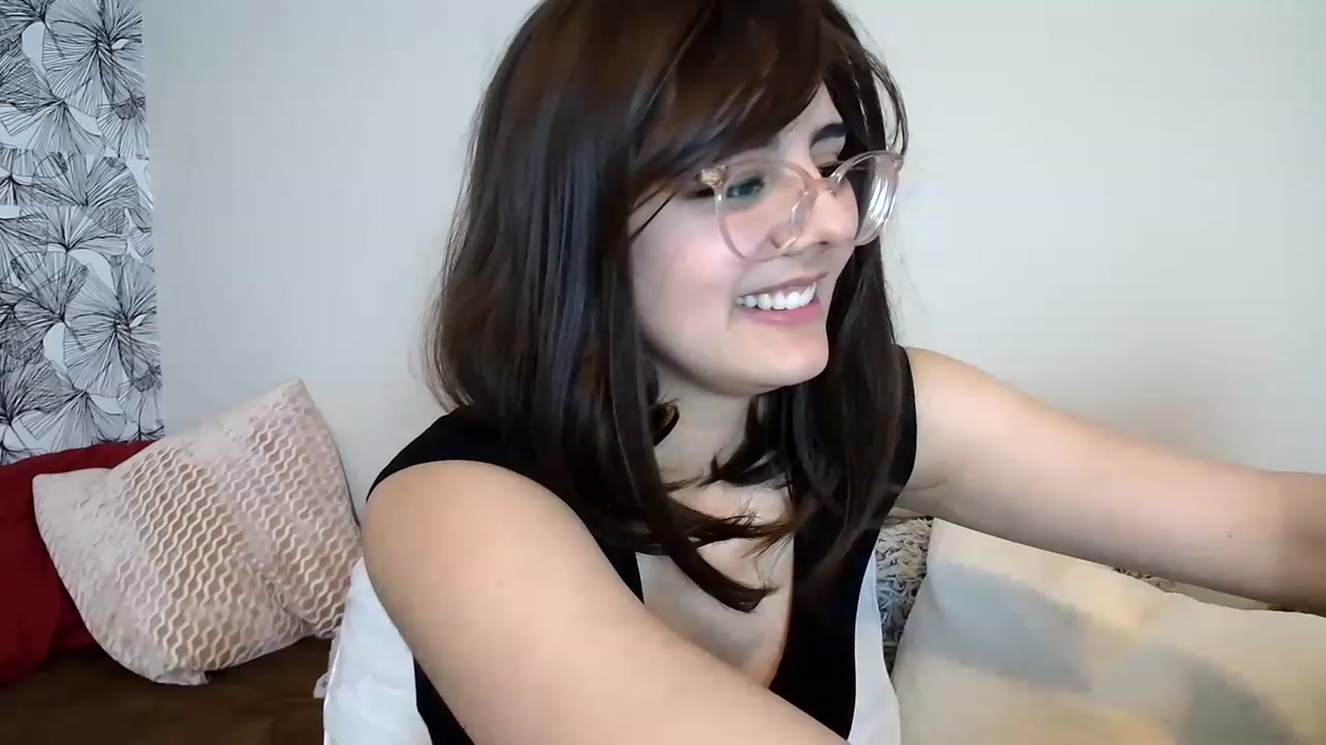 Gallery image thumbnail from laneyangelxx's myfreecams stream on, 03/31/2023, 16:39 image 9 of 20