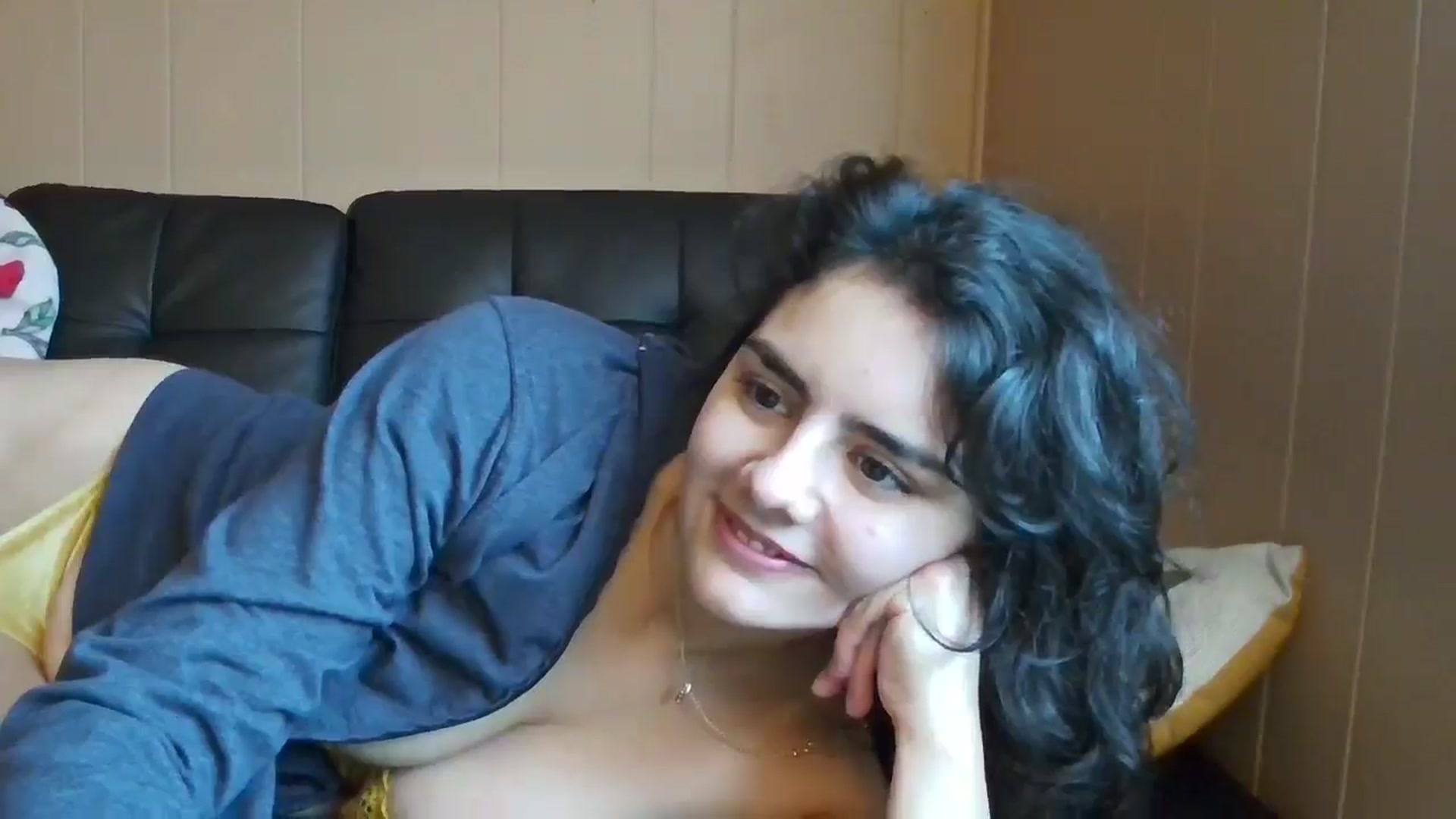 Gallery image thumbnail from laneyangelxx's myfreecams stream on, 11/22/2025, 15:23 image 14 of 20