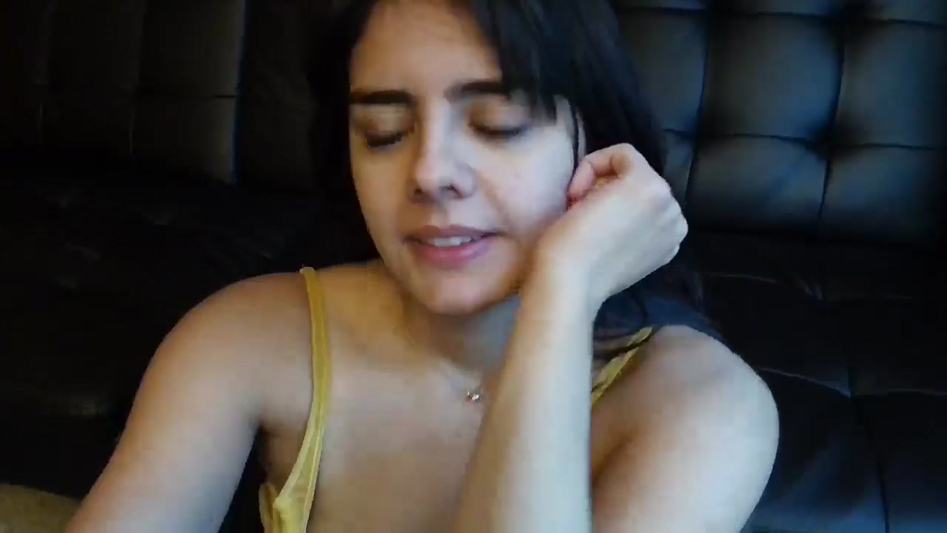 Gallery image thumbnail from laneyangelxx's myfreecams stream on, 11/29/2025, 12:48 image 11 of 20