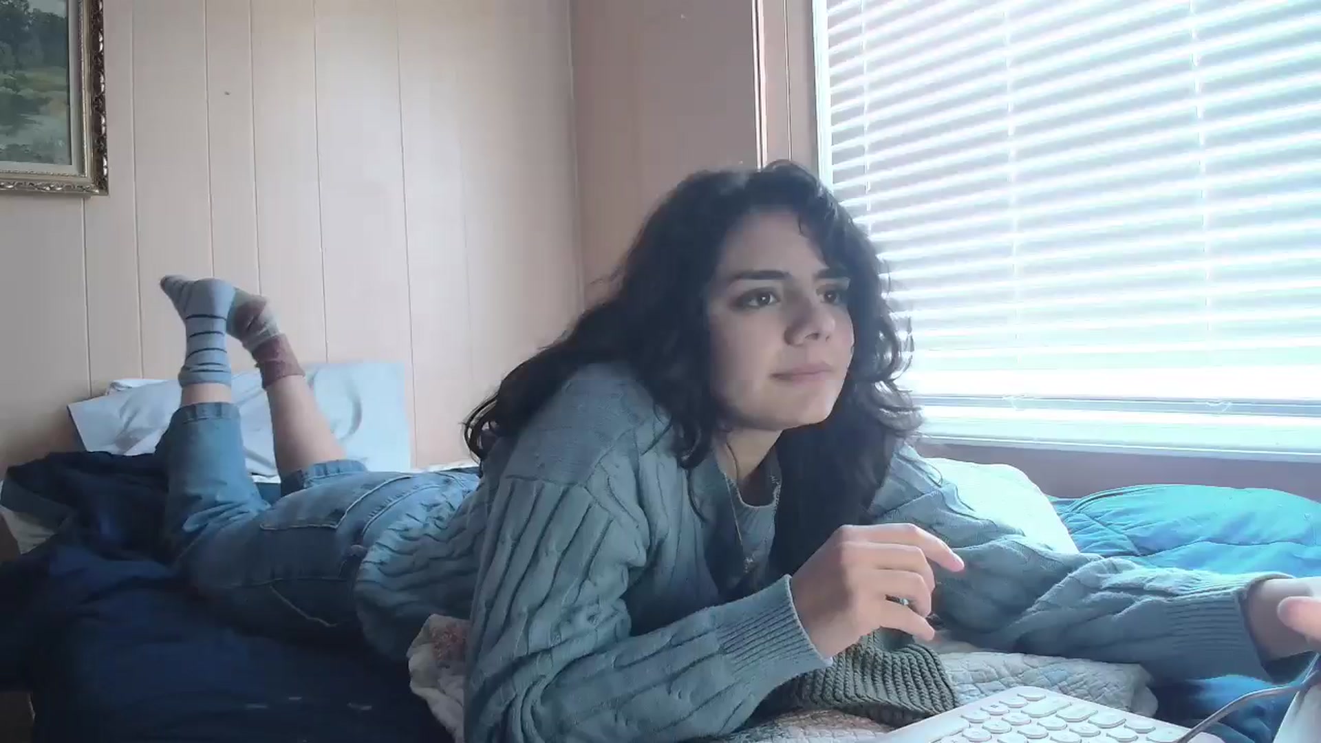 Gallery image thumbnail from laneyangelxx's myfreecams stream on, 12/20/2025, 20:02 image 1 of 20