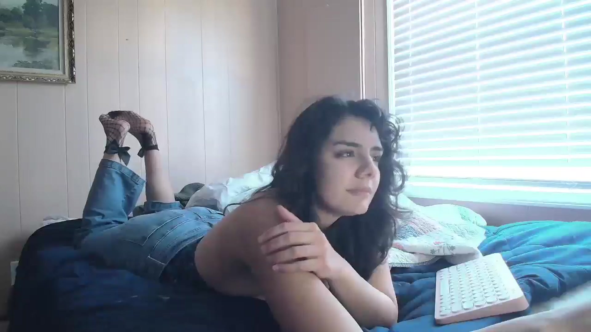 Gallery image thumbnail from laneyangelxx's myfreecams stream on, 12/20/2025, 20:54 image 9 of 20