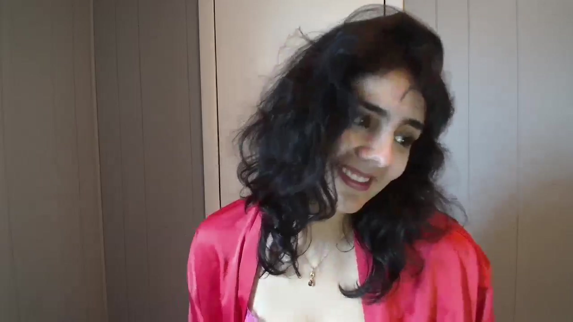 Gallery image thumbnail from laneyangelxx's myfreecams stream on, 12/28/2025, 18:12 image 5 of 20