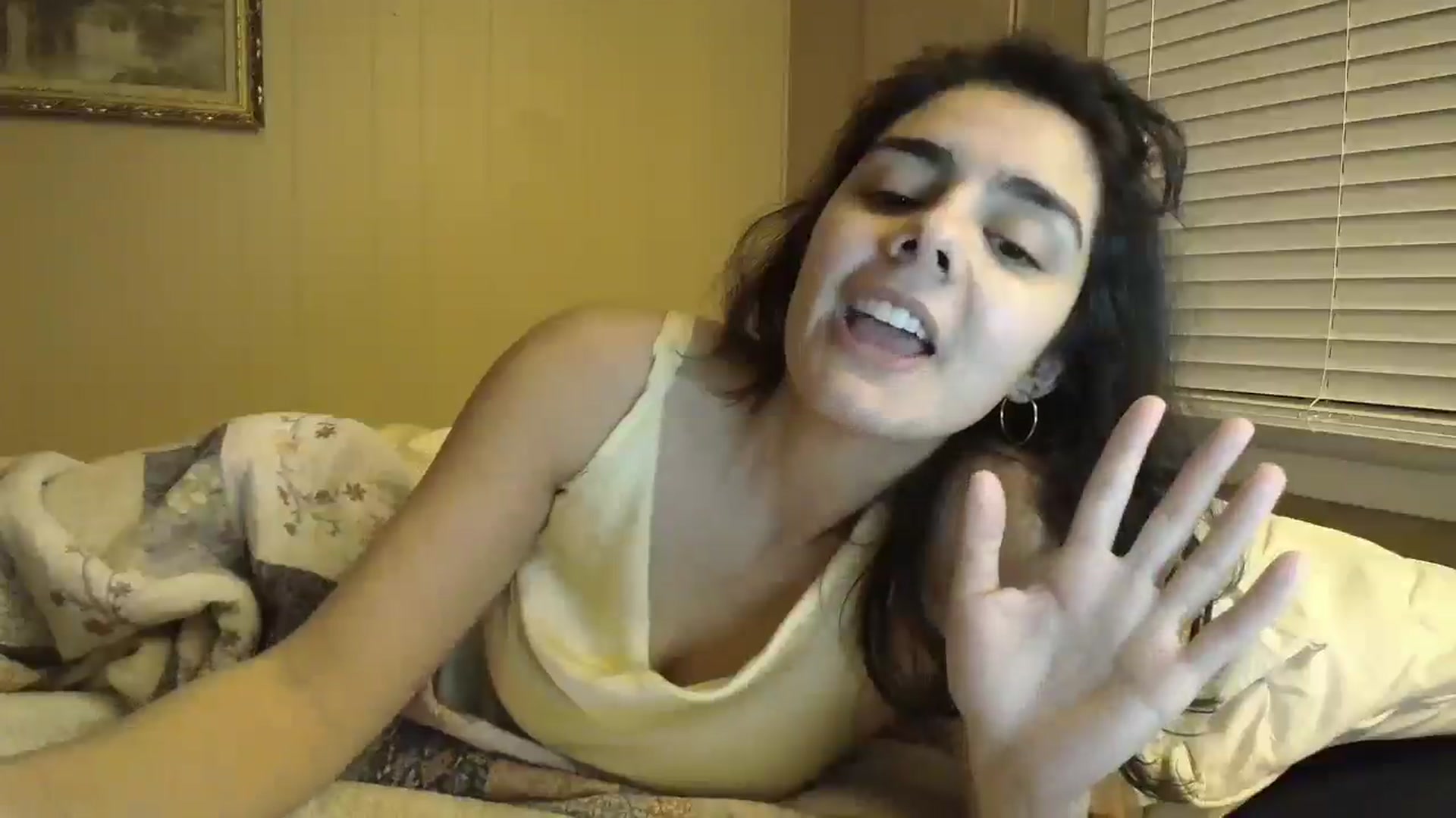 Gallery image thumbnail from laneyangelxx's myfreecams stream on, 01/02/2026, 03:20 image 6 of 20