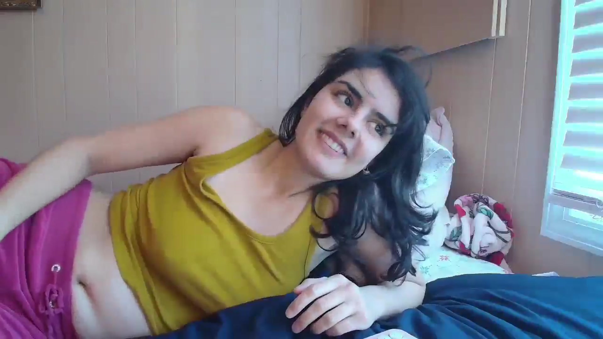 Gallery image thumbnail from laneyangelxx's myfreecams stream on, 01/12/2026, 16:19 image 4 of 20