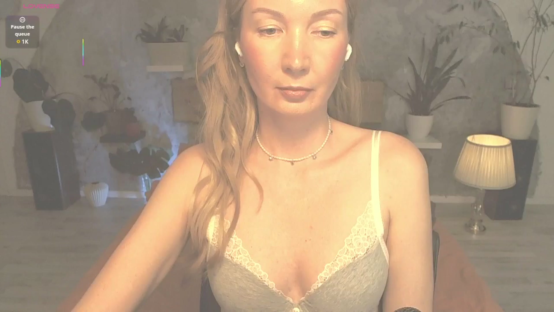 Gallery image thumbnail from lasss4's myfreecams stream on, 04/27/2025, 11:15 image 3 of 20