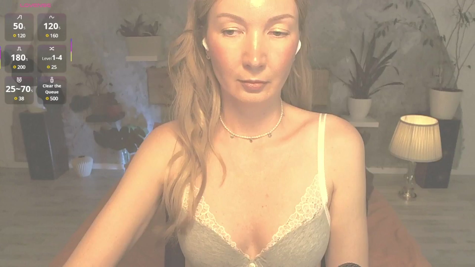 Gallery image thumbnail from lasss4's myfreecams stream on, 04/27/2025, 11:15 image 4 of 20