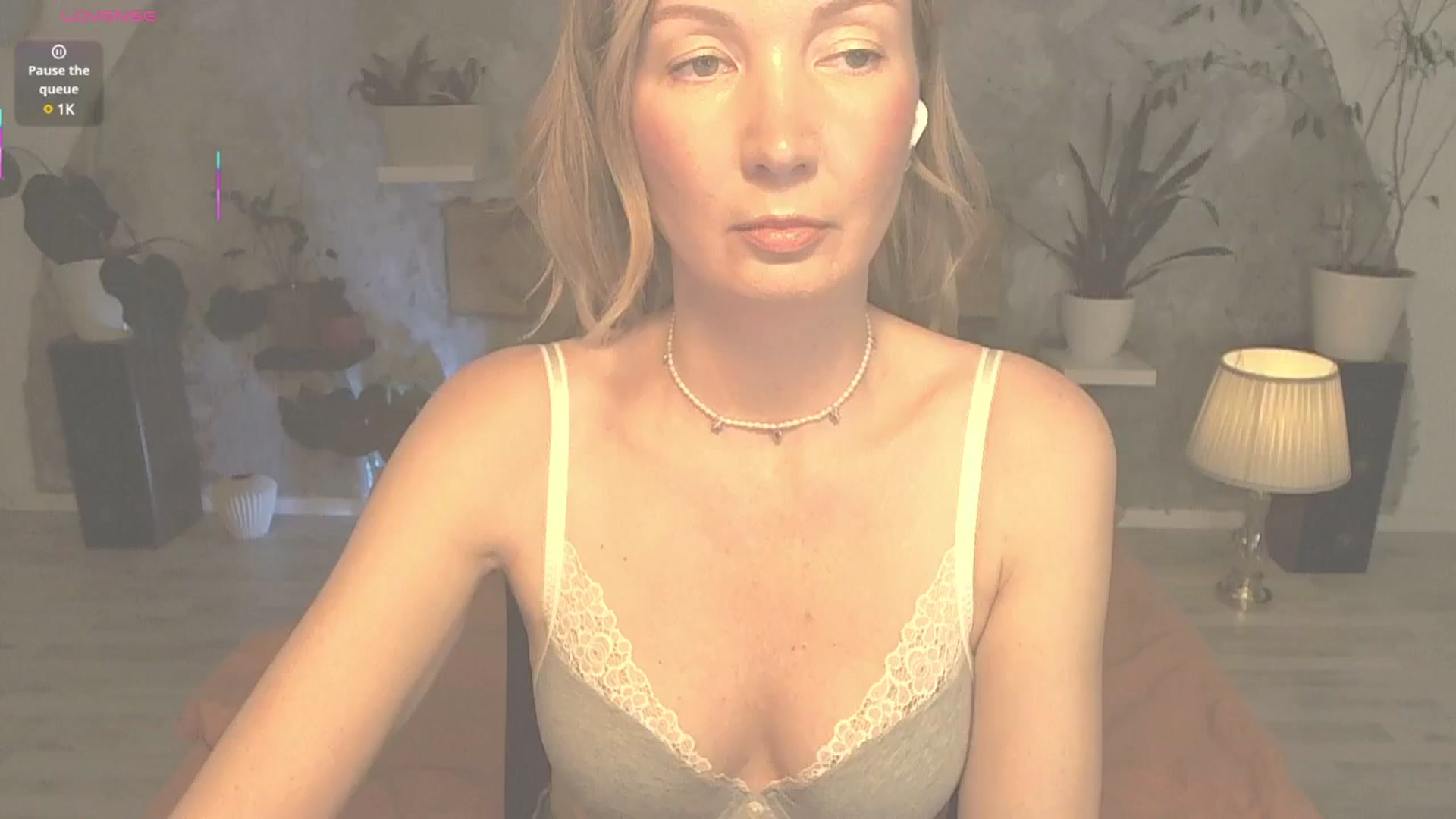 Gallery image thumbnail from lasss4's myfreecams stream on, 04/27/2025, 15:22 image 1 of 20