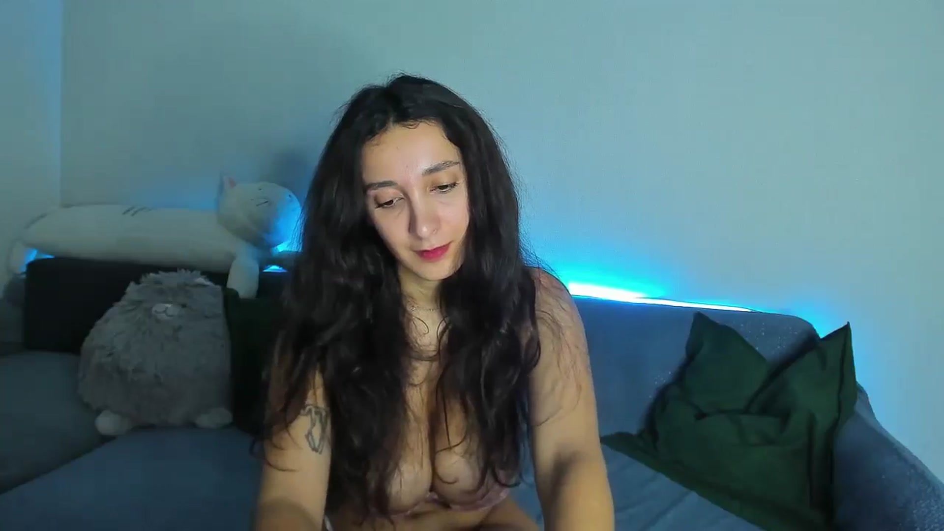 Gallery image thumbnail from latifameow's myfreecams stream on, 10/10/2025, 05:58 image 20 of 20