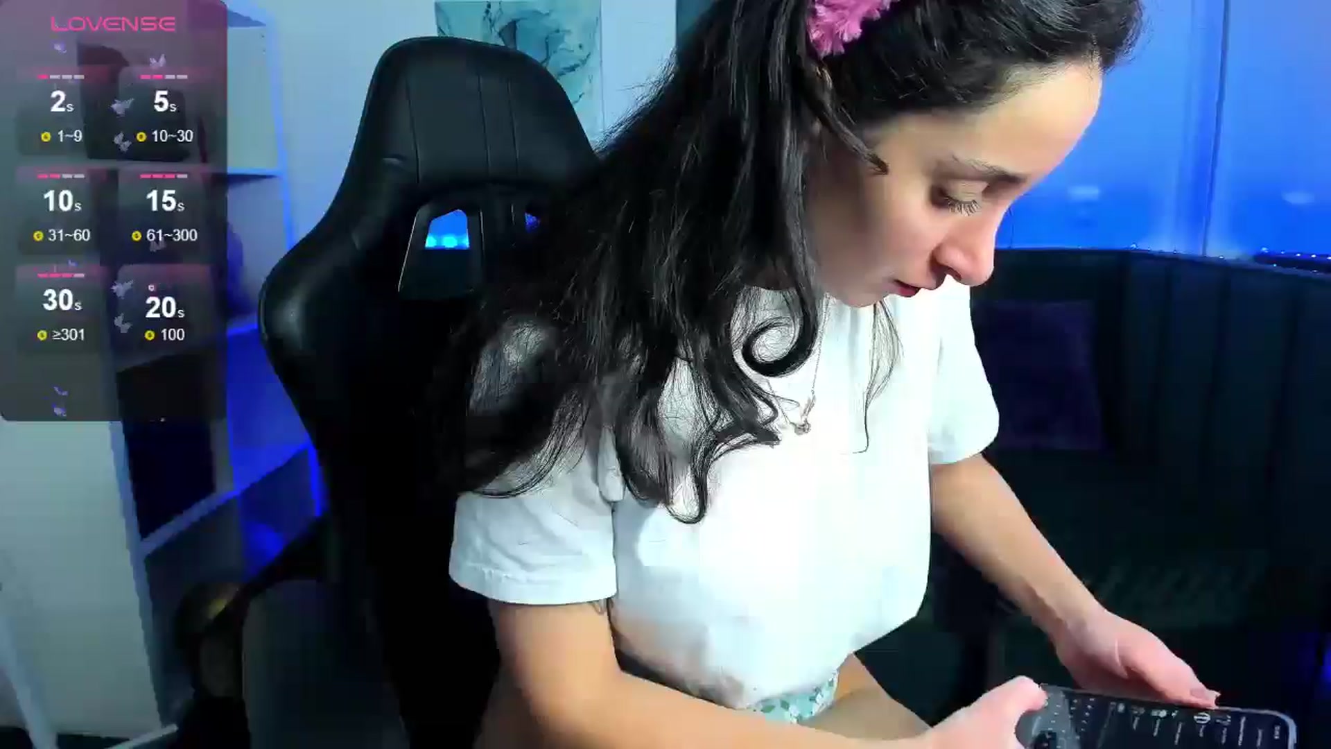 Gallery image thumbnail from latifameow's myfreecams stream on, 04/02/2026, 05:32 image 8 of 20