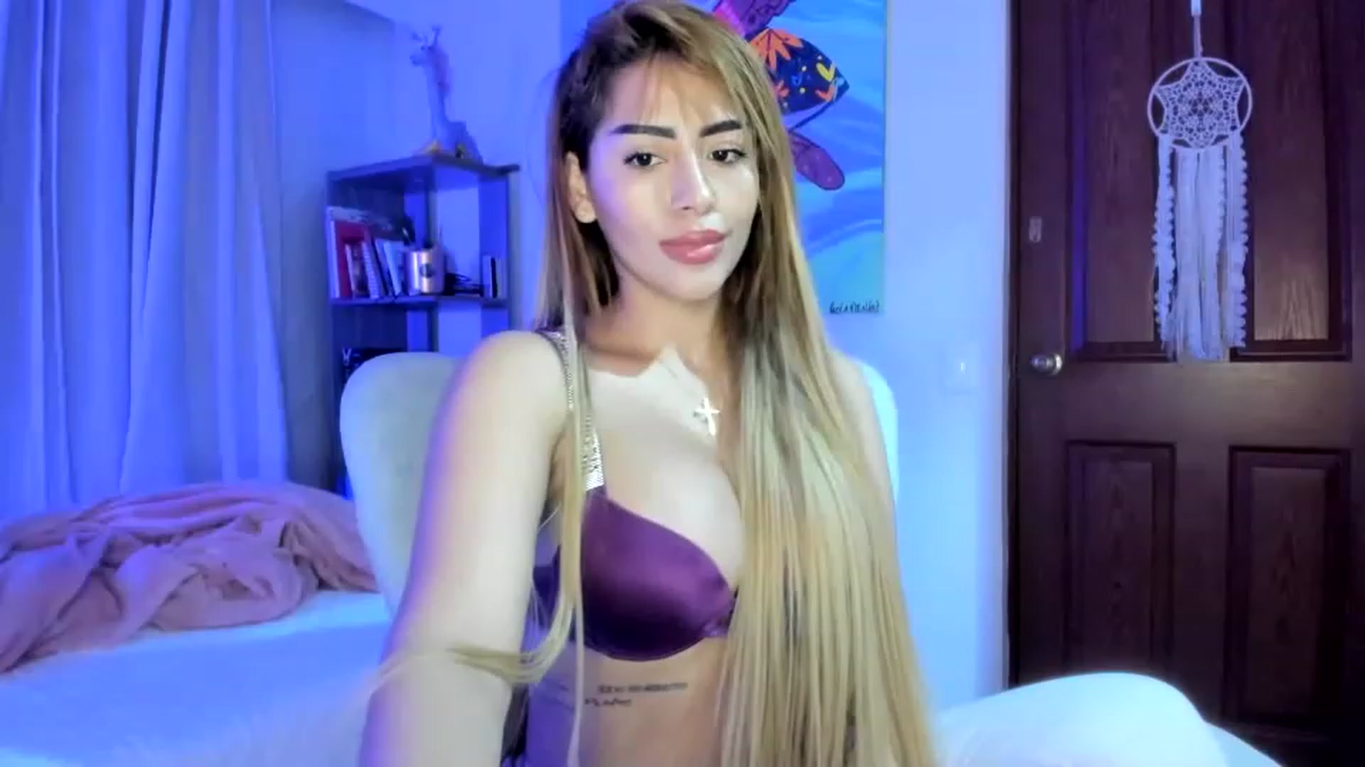 Gallery image thumbnail from latina_violet's myfreecams stream on, 11/14/2022, 11:21 image 20 of 20