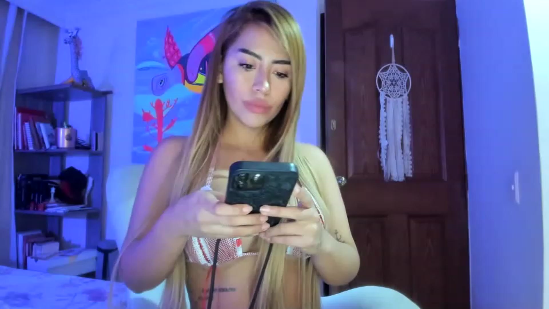 Gallery image thumbnail from latina_violet's myfreecams stream on, 11/26/2022, 01:04 image 9 of 20