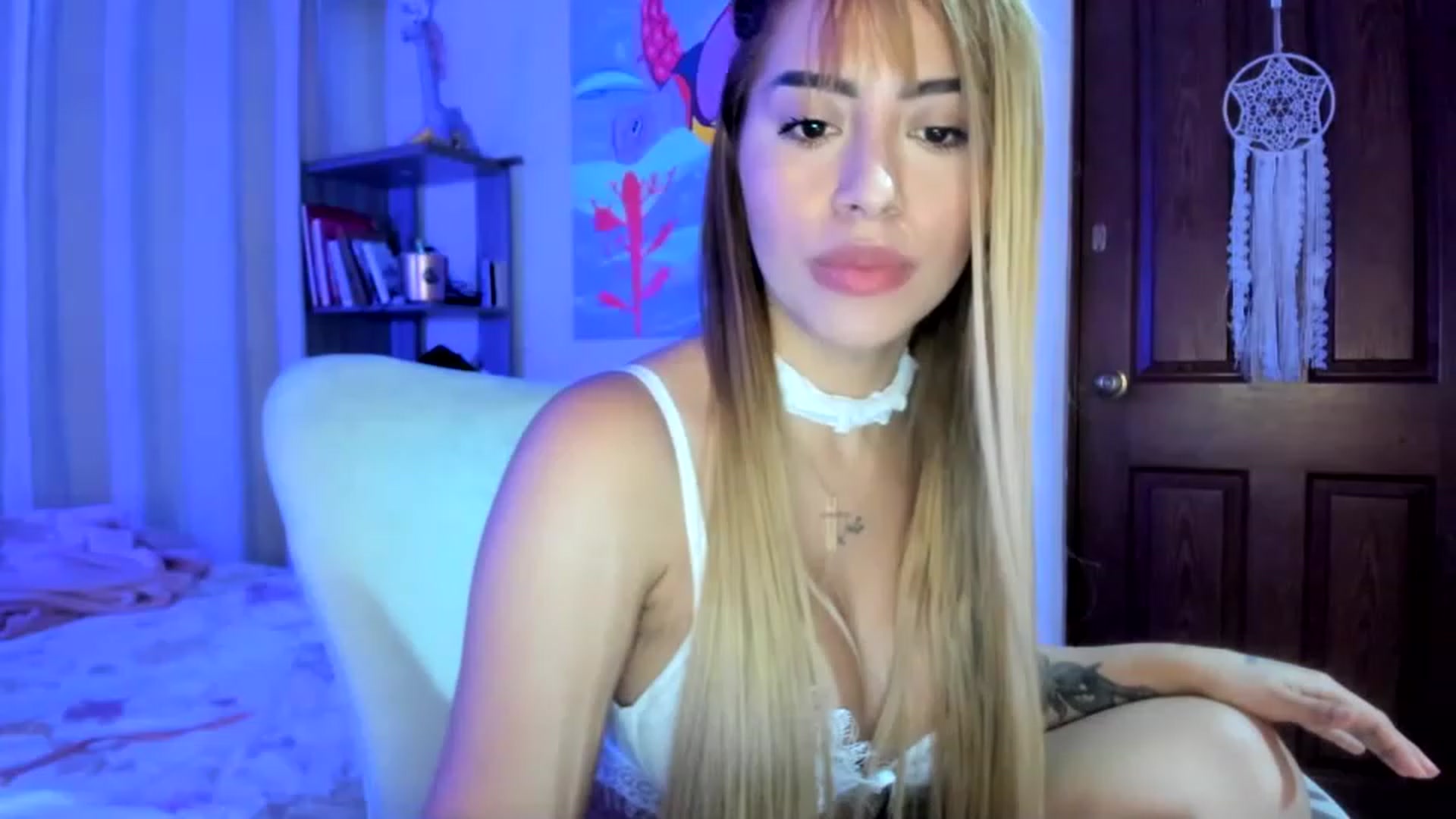 Gallery image thumbnail from latina_violet's myfreecams stream on, 11/27/2022, 10:54 image 14 of 20