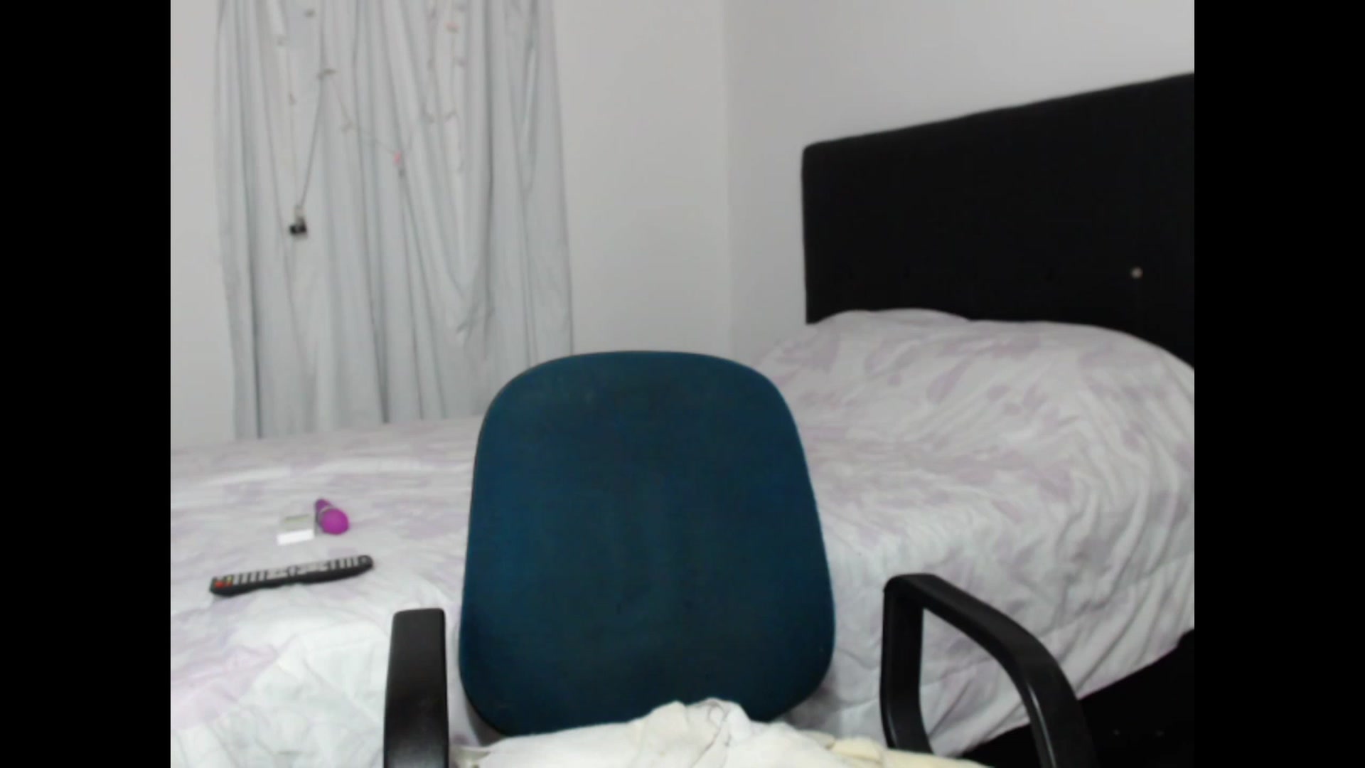 Gallery image thumbnail from latingaby's myfreecams stream on, 11/21/2022, 05:18 image 8 of 20