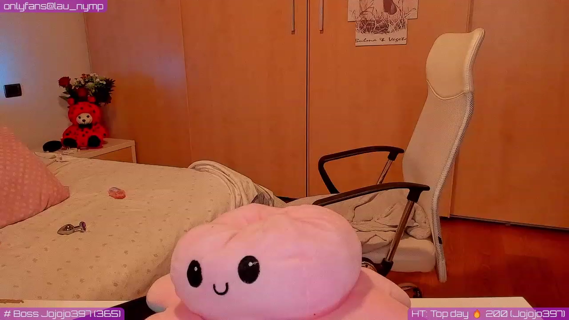 Gallery image thumbnail from lau_nymp's myfreecams stream on, 12/05/2022, 16:08 image 16 of 20