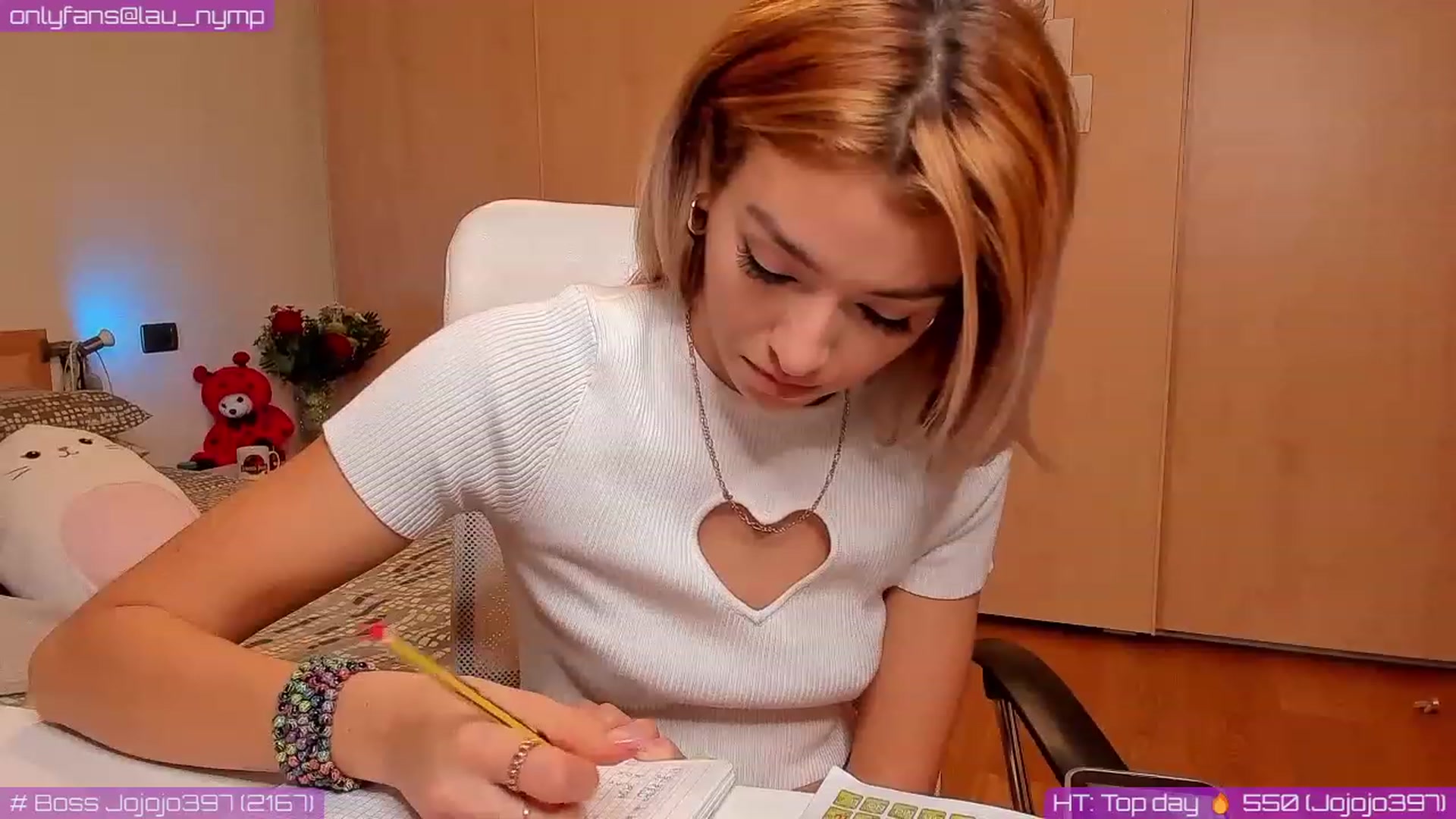 Gallery image thumbnail from lau_nymp's myfreecams stream on, 12/22/2022, 15:56 image 9 of 20