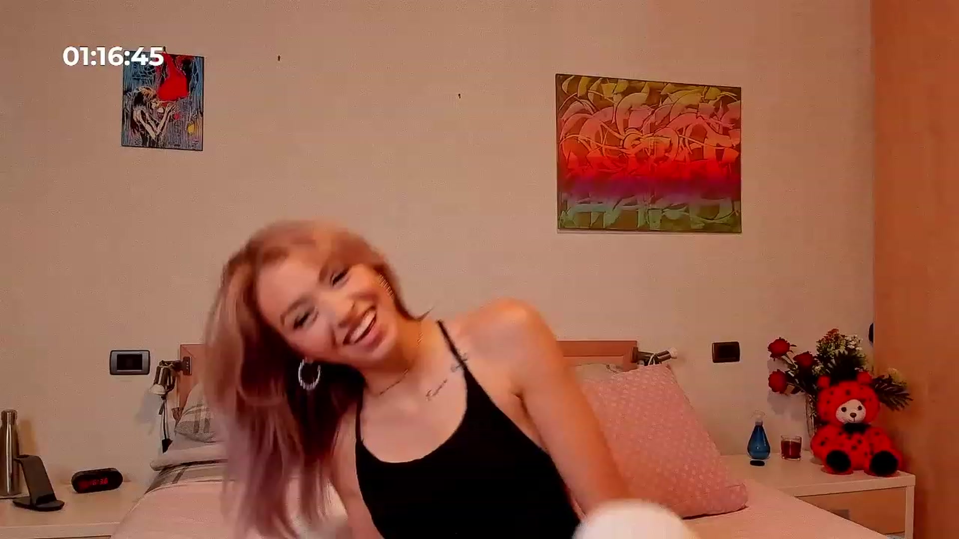 Gallery image thumbnail from lau_nymp's myfreecams stream on, 05/11/2023, 14:44 image 16 of 20