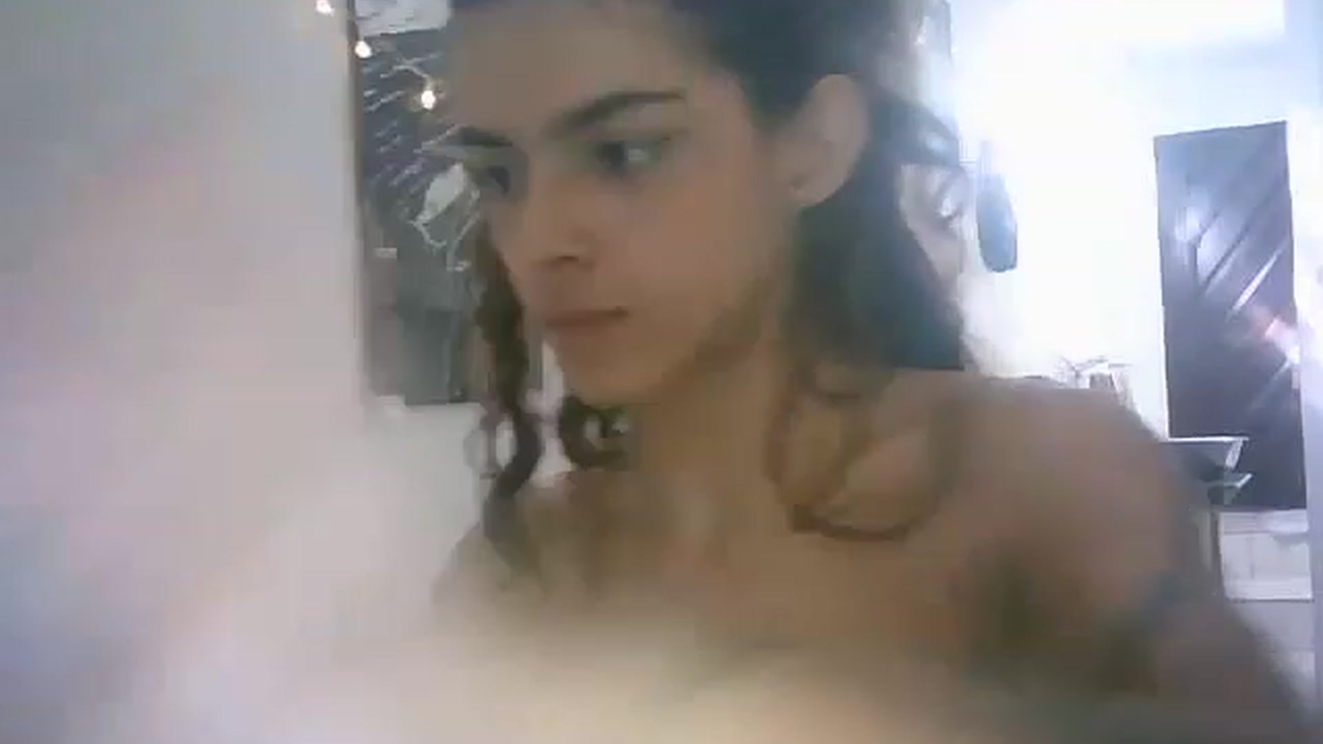 Gallery image thumbnail from lauraflor's myfreecams stream on, 04/16/2023, 19:08 image 9 of 20
