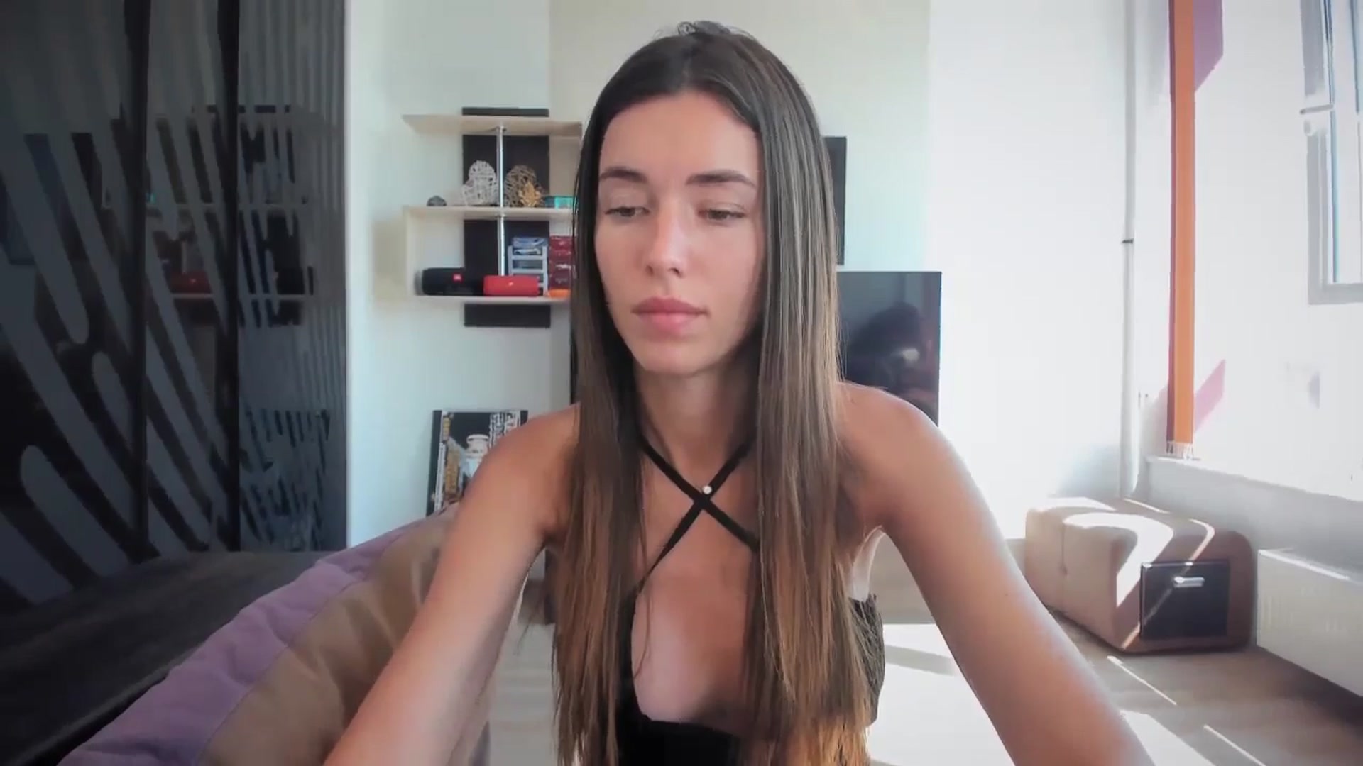 Gallery image thumbnail from laurensaenz's myfreecams stream on, 07/01/2024, 07:09 image 9 of 20