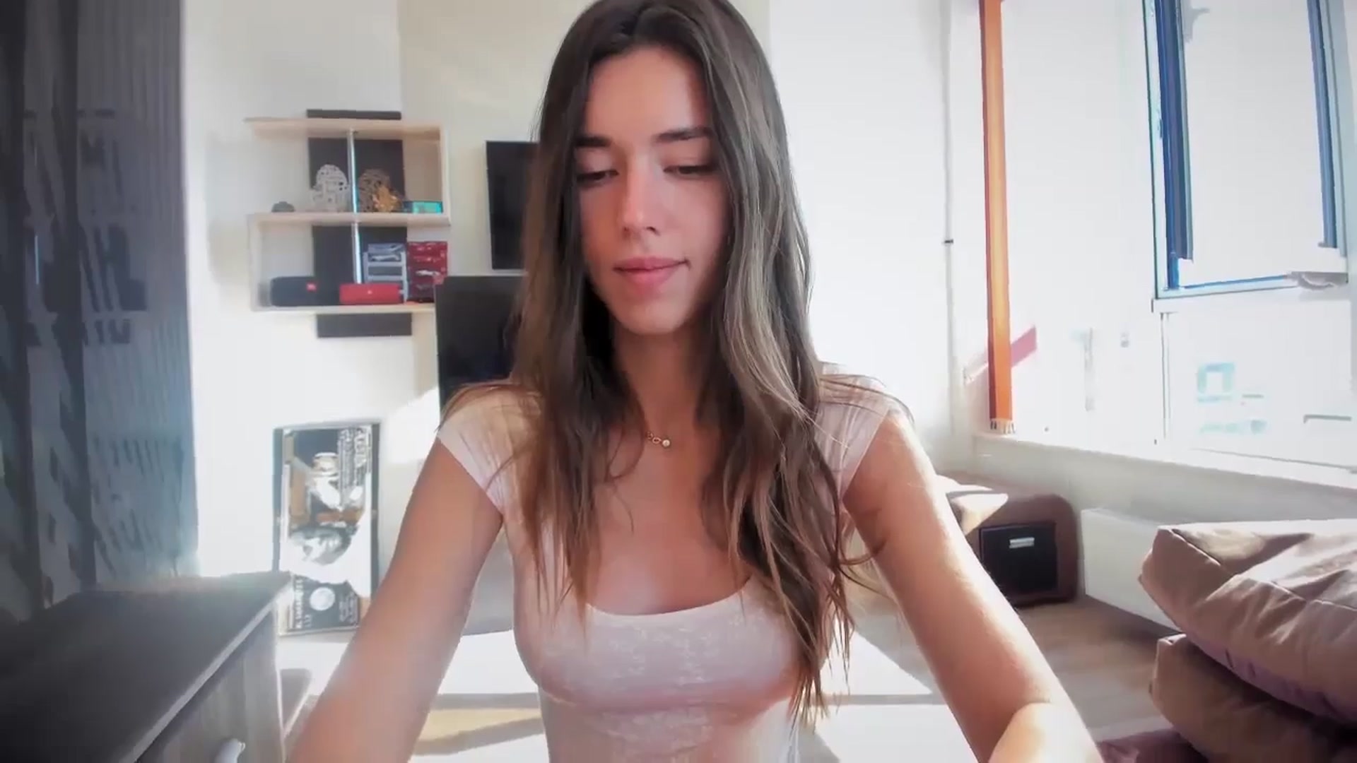 Gallery image thumbnail from laurensaenz's myfreecams stream on, 07/07/2024, 05:39 image 16 of 20