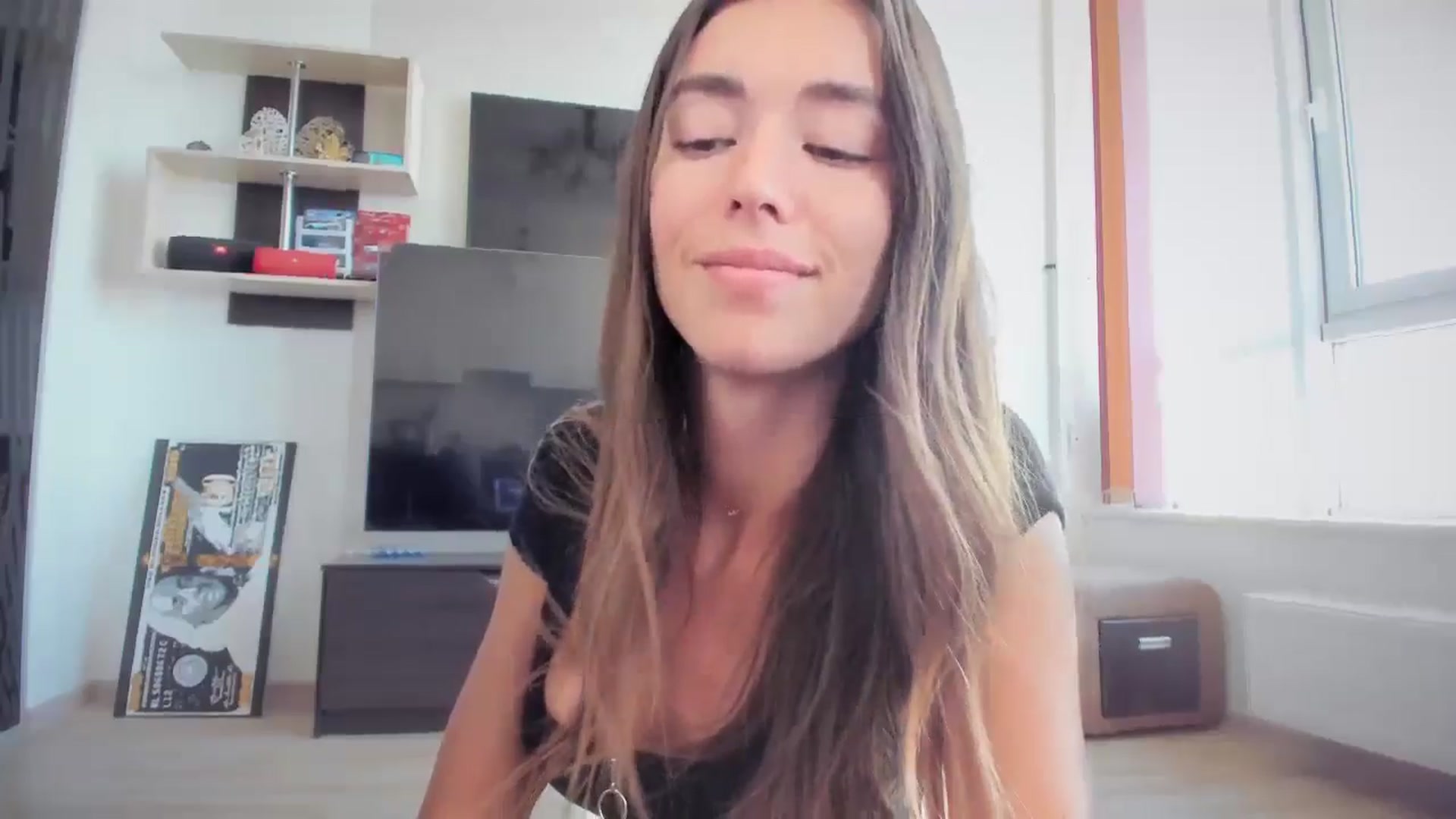 Gallery image thumbnail from laurensaenz's myfreecams stream on, 07/08/2024, 10:12 image 17 of 20