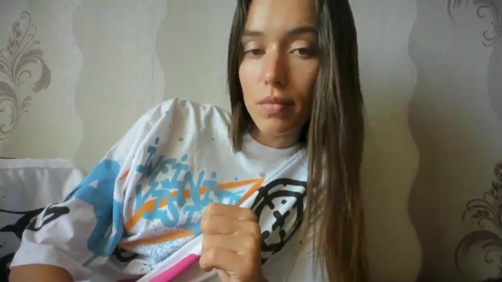 Gallery image thumbnail from laurensaenz's myfreecams stream on, 07/19/2024, 08:35 image 19 of 20