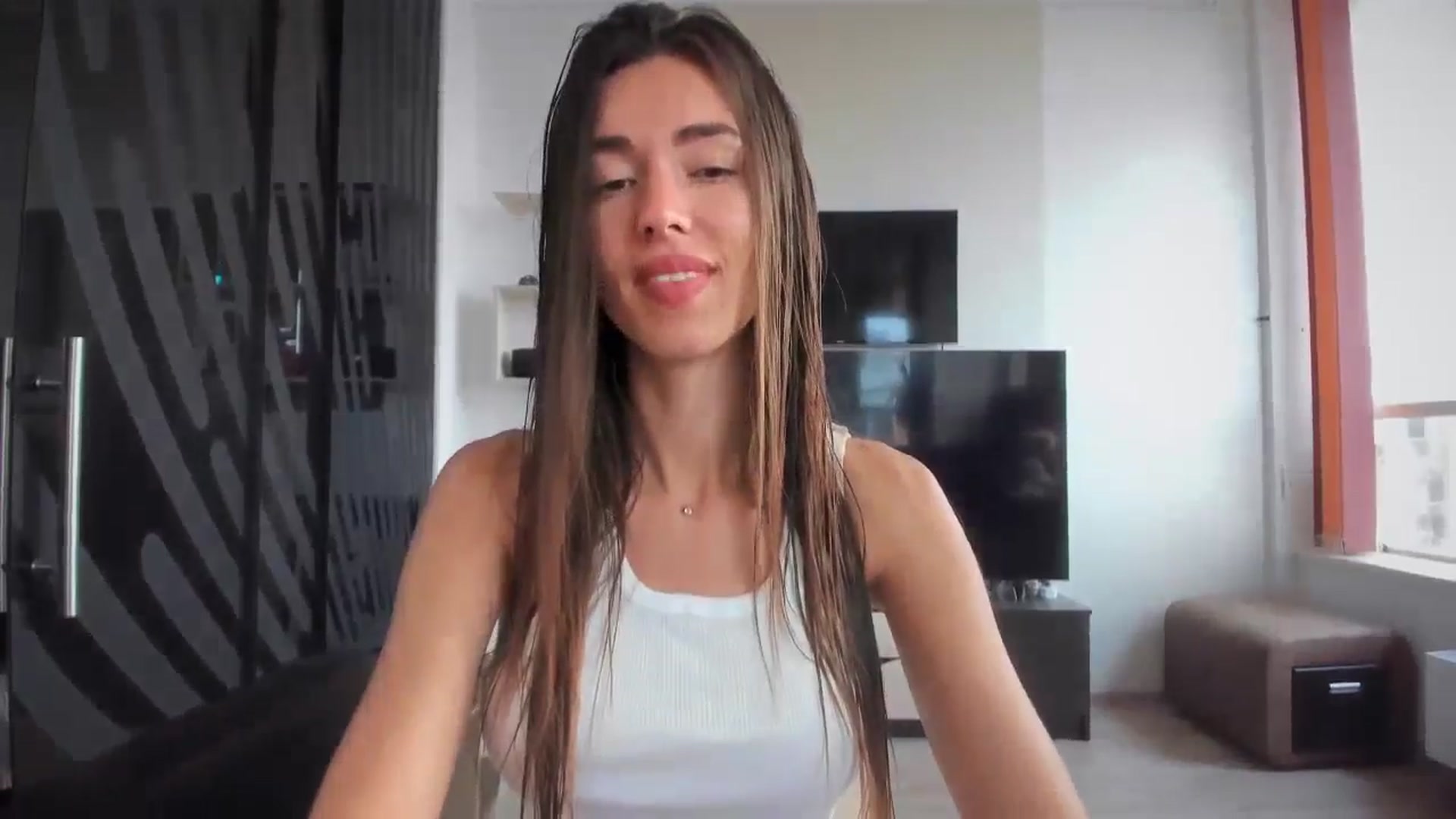 Gallery image thumbnail from laurensaenz's myfreecams stream on, 07/25/2024, 06:13 image 9 of 20