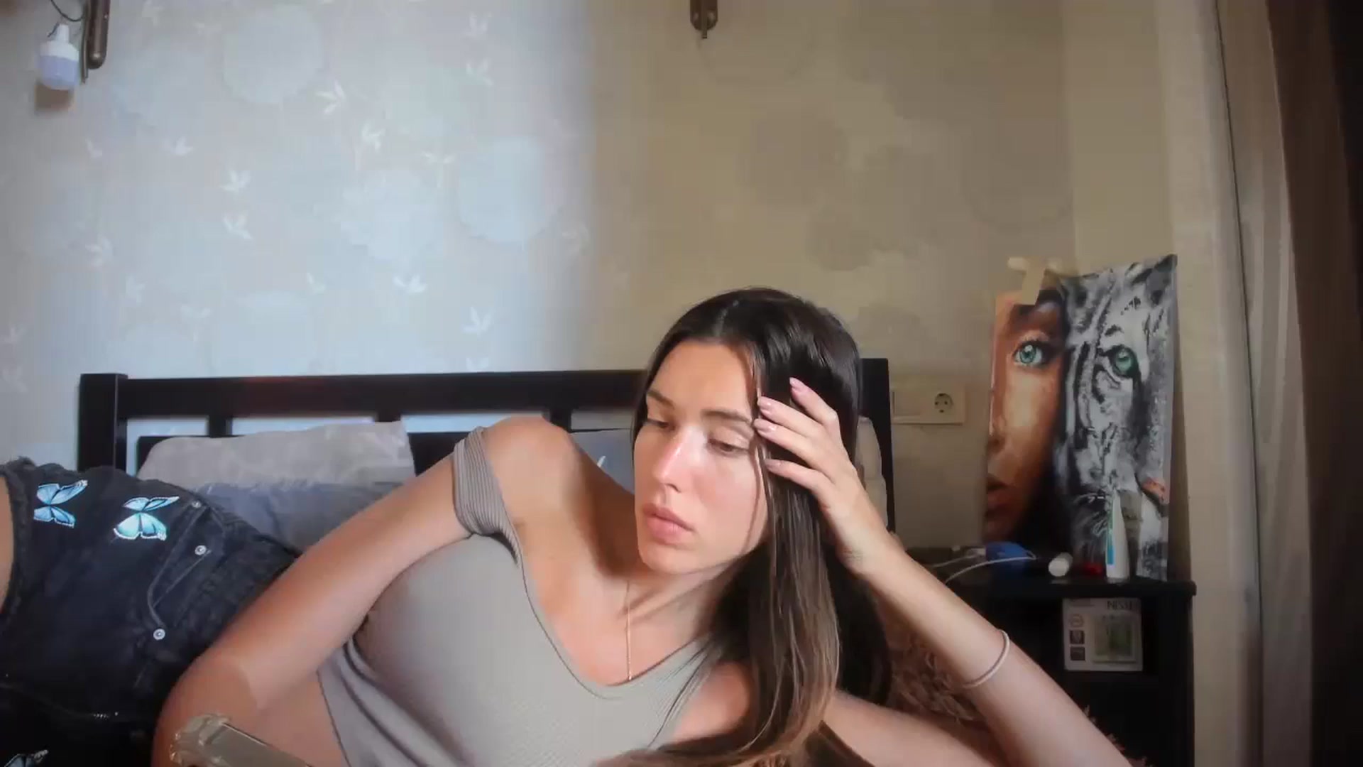 Gallery image thumbnail from laurensaenz's myfreecams stream on, 08/13/2024, 09:46 image 18 of 20