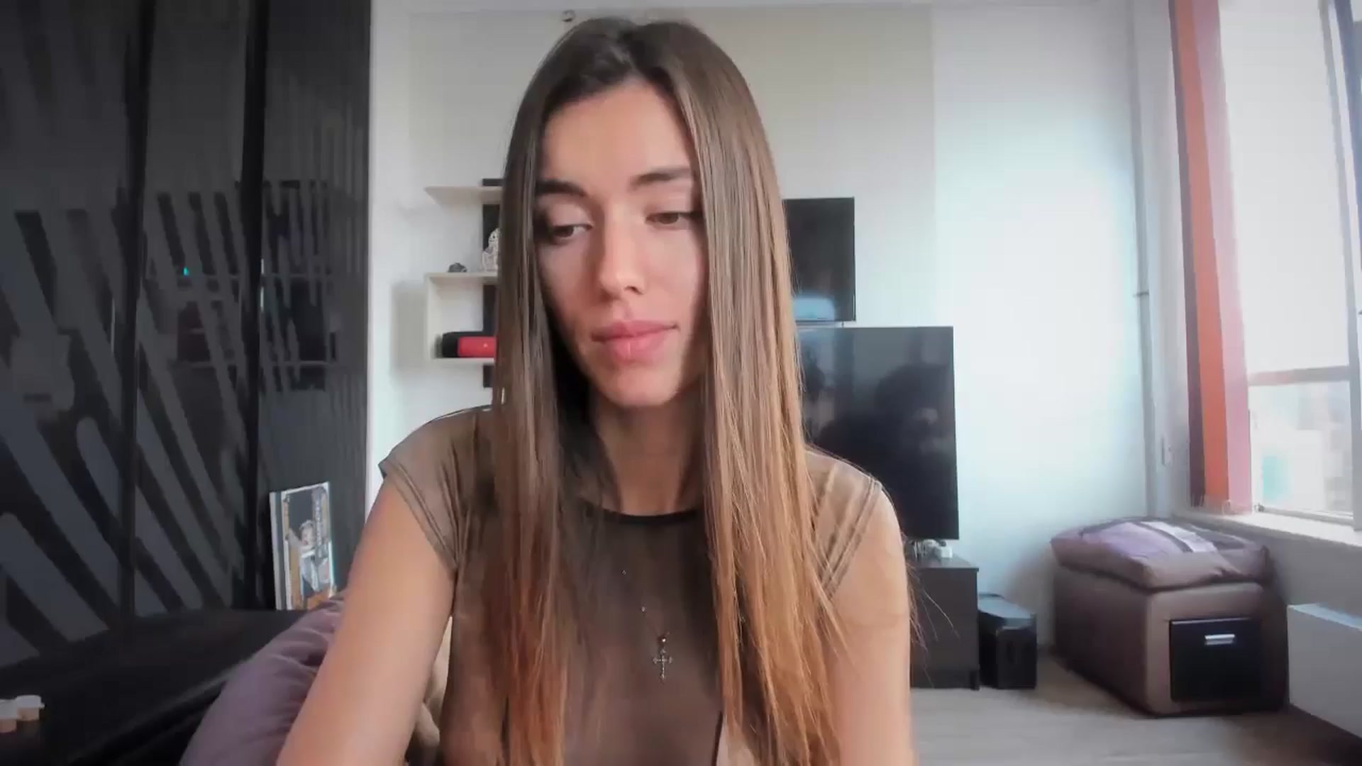 Gallery image thumbnail from laurensaenz's myfreecams stream on, 09/15/2024, 06:57 image 8 of 20