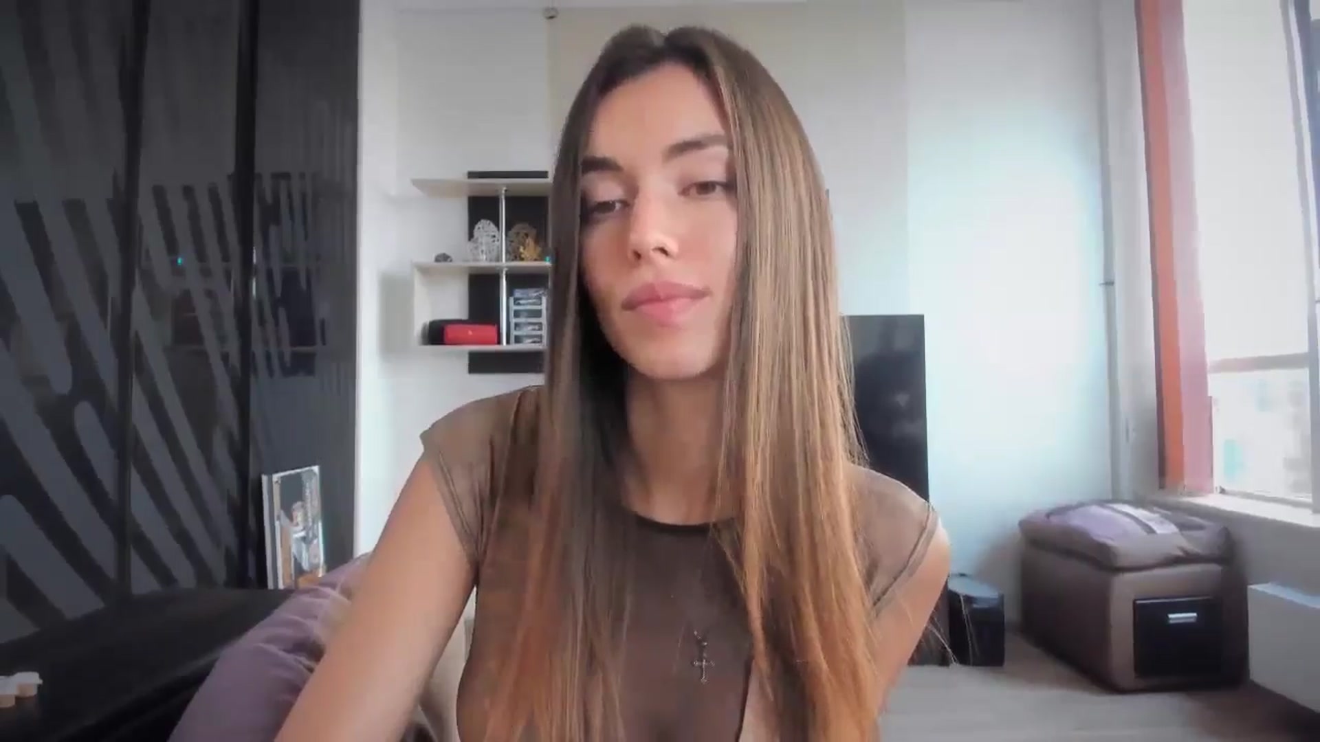 Gallery image thumbnail from laurensaenz's myfreecams stream on, 09/15/2024, 06:57 image 20 of 20