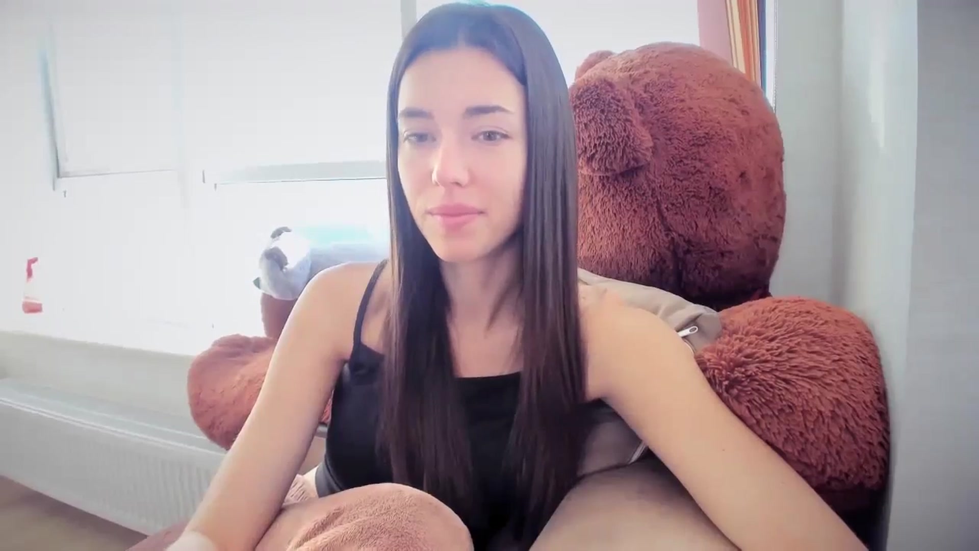 Gallery image thumbnail from laurensaenz's myfreecams stream on, 10/11/2024, 06:59 image 4 of 20