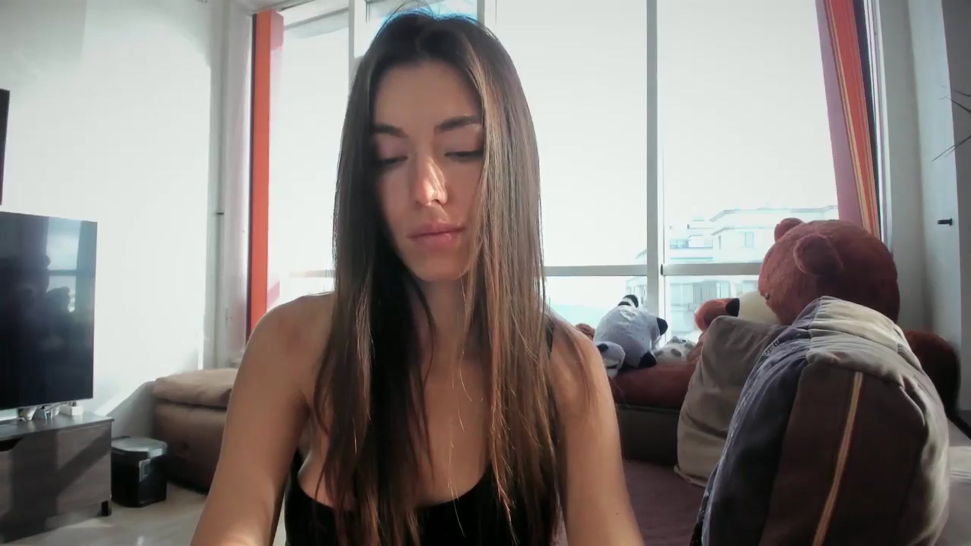 Gallery image thumbnail from laurensaenz's myfreecams stream on, 10/17/2024, 06:52 image 2 of 20