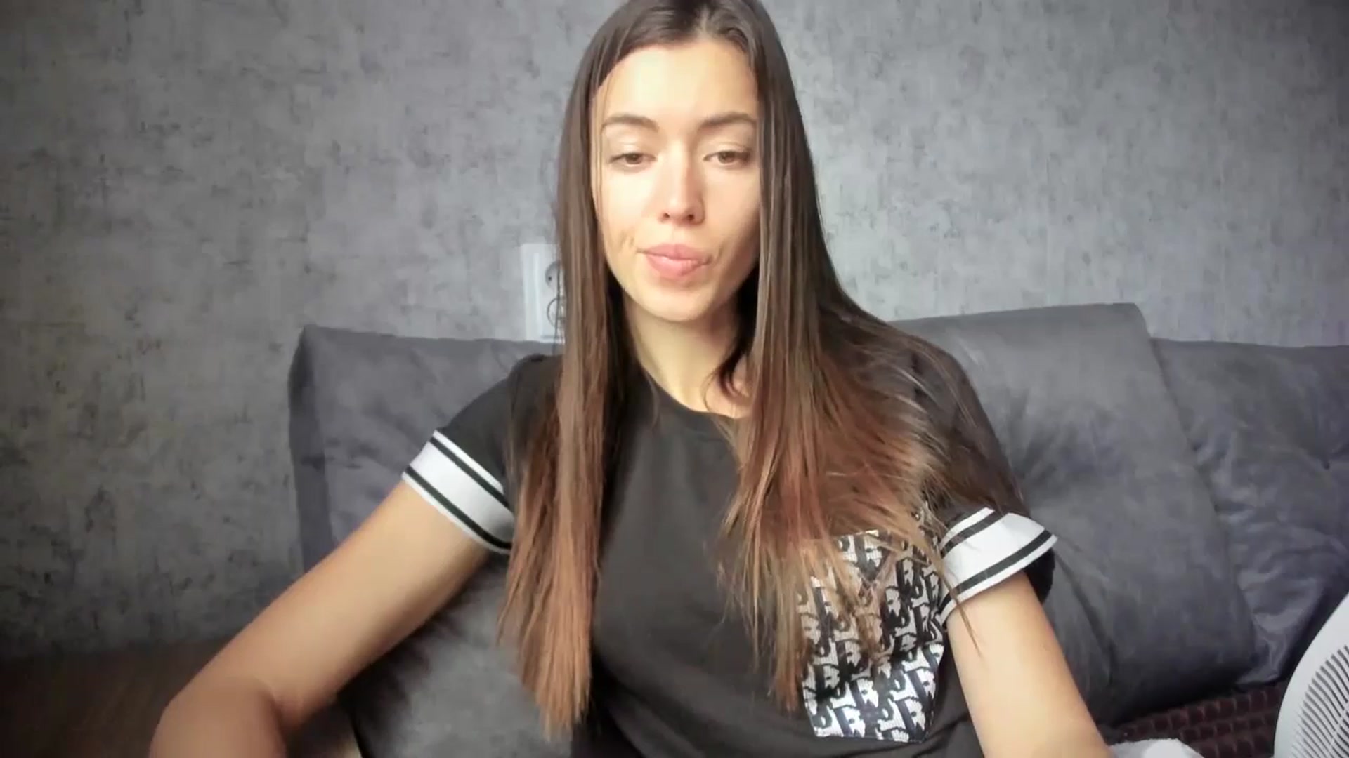 Gallery image thumbnail from laurensaenz's myfreecams stream on, 11/10/2024, 08:26 image 11 of 20