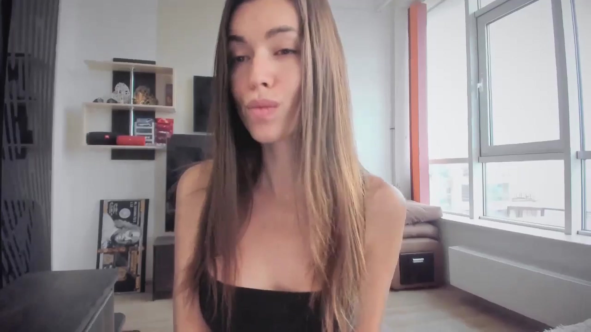 Gallery image thumbnail from laurensaenz's myfreecams stream on, 11/11/2024, 09:26 image 6 of 20
