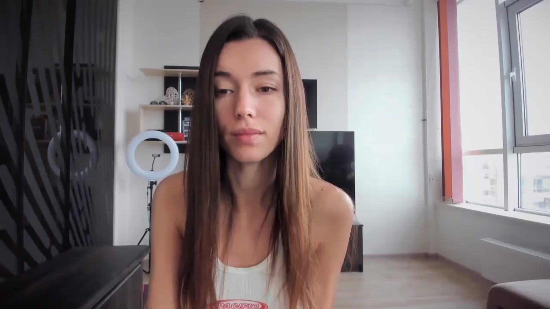 Gallery image thumbnail from laurensaenz's myfreecams stream on, 11/23/2024, 08:47 image 13 of 20