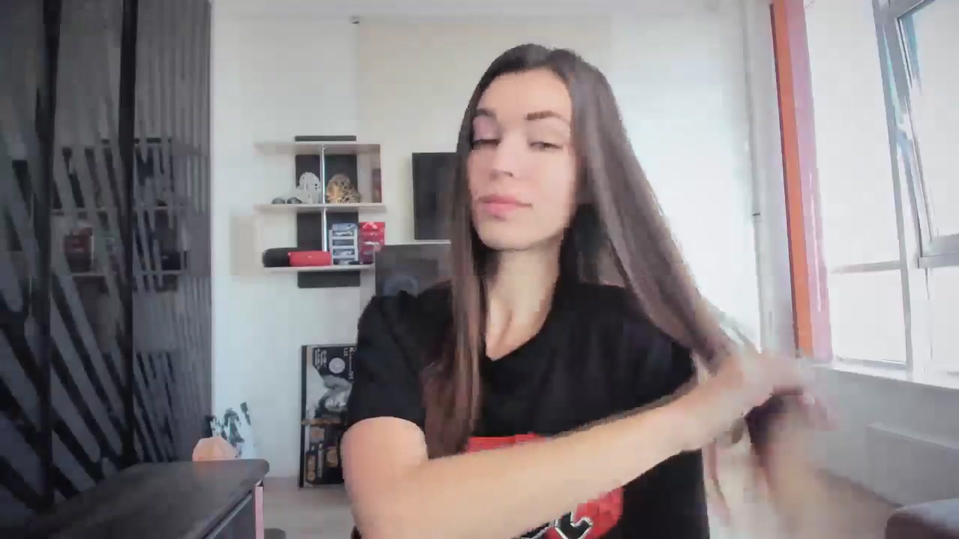 Gallery image thumbnail from laurensaenz's myfreecams stream on, 11/24/2024, 08:04 image 18 of 20
